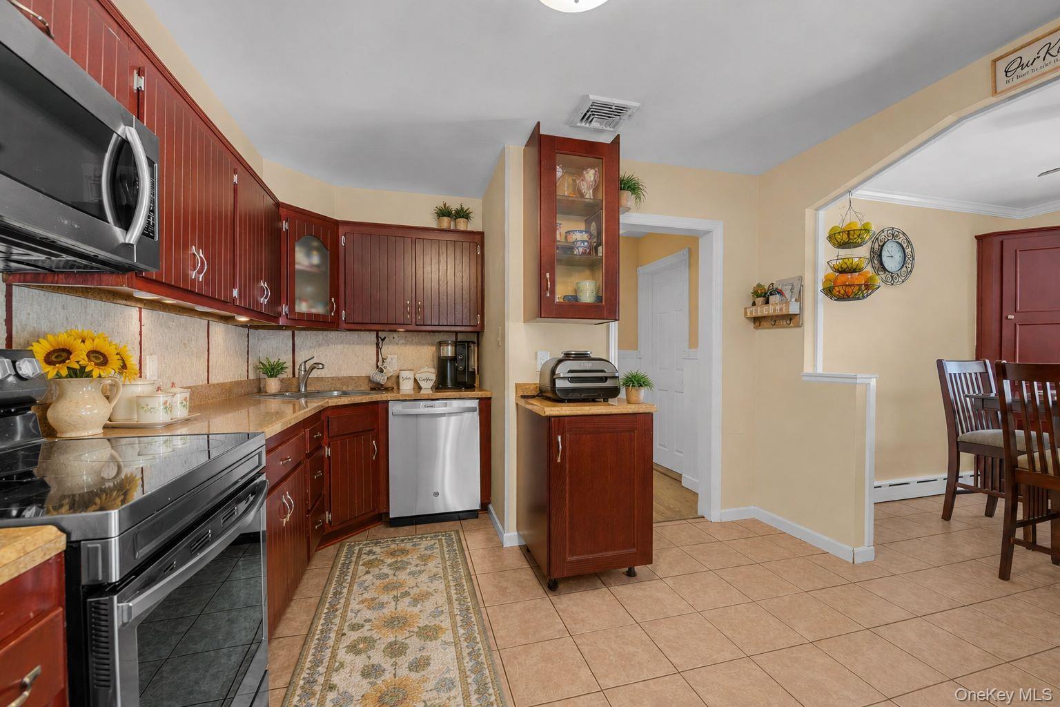 3 Carlson Court Property Photo 5