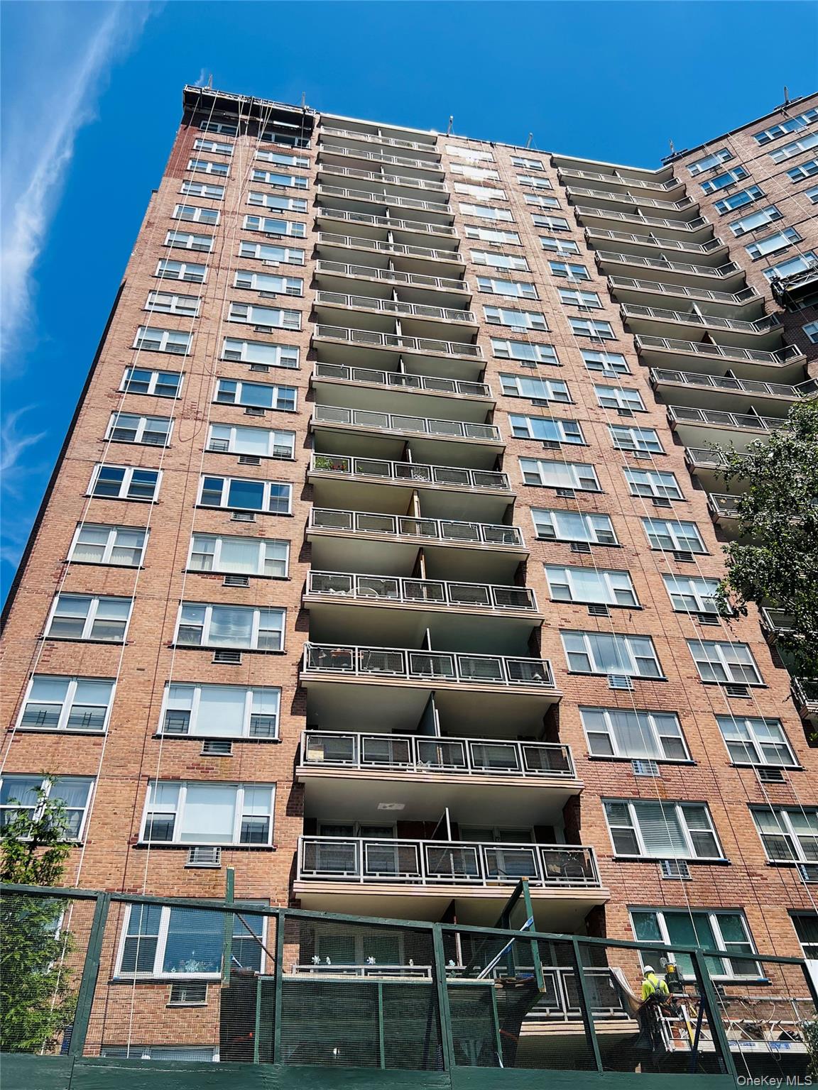 5700 Arlington Avenue 3v Property Photo 14