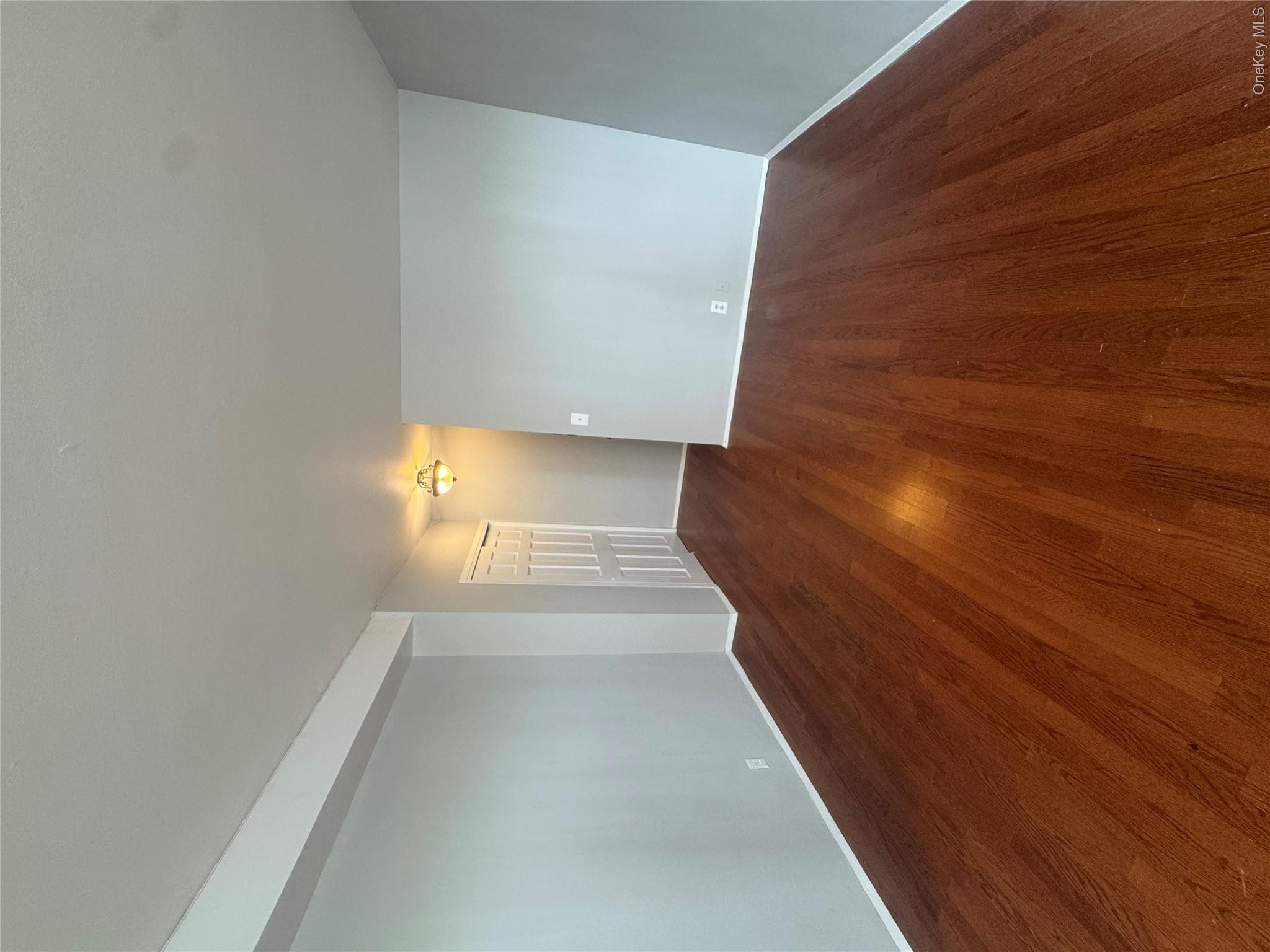 9 W Fordham Hill Oval 11e Property Photo 6