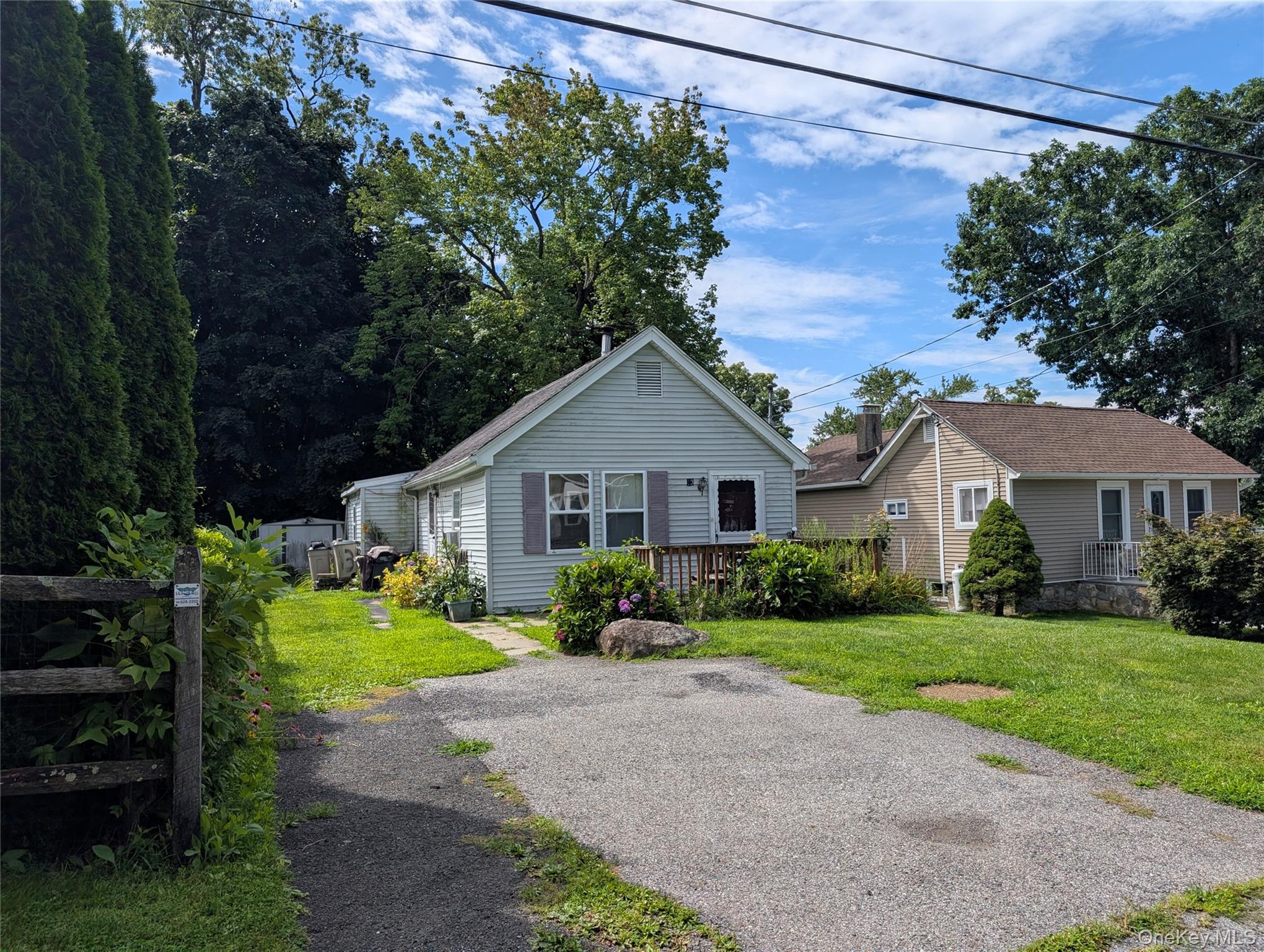 13 Lowell Road Property Photo 3