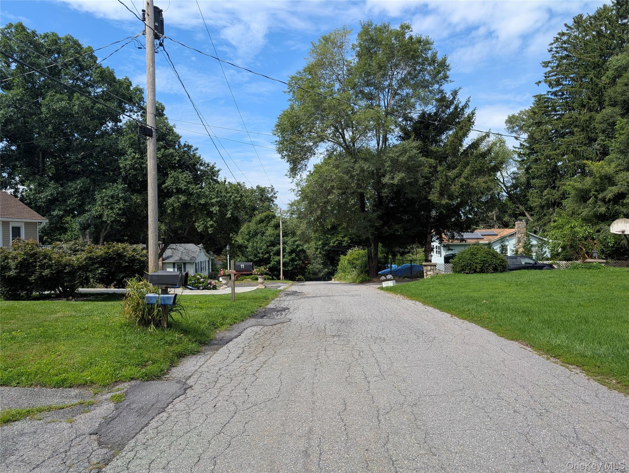 13 Lowell Road Property Photo 4
