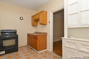 663 Miller Avenue Property Photo 18