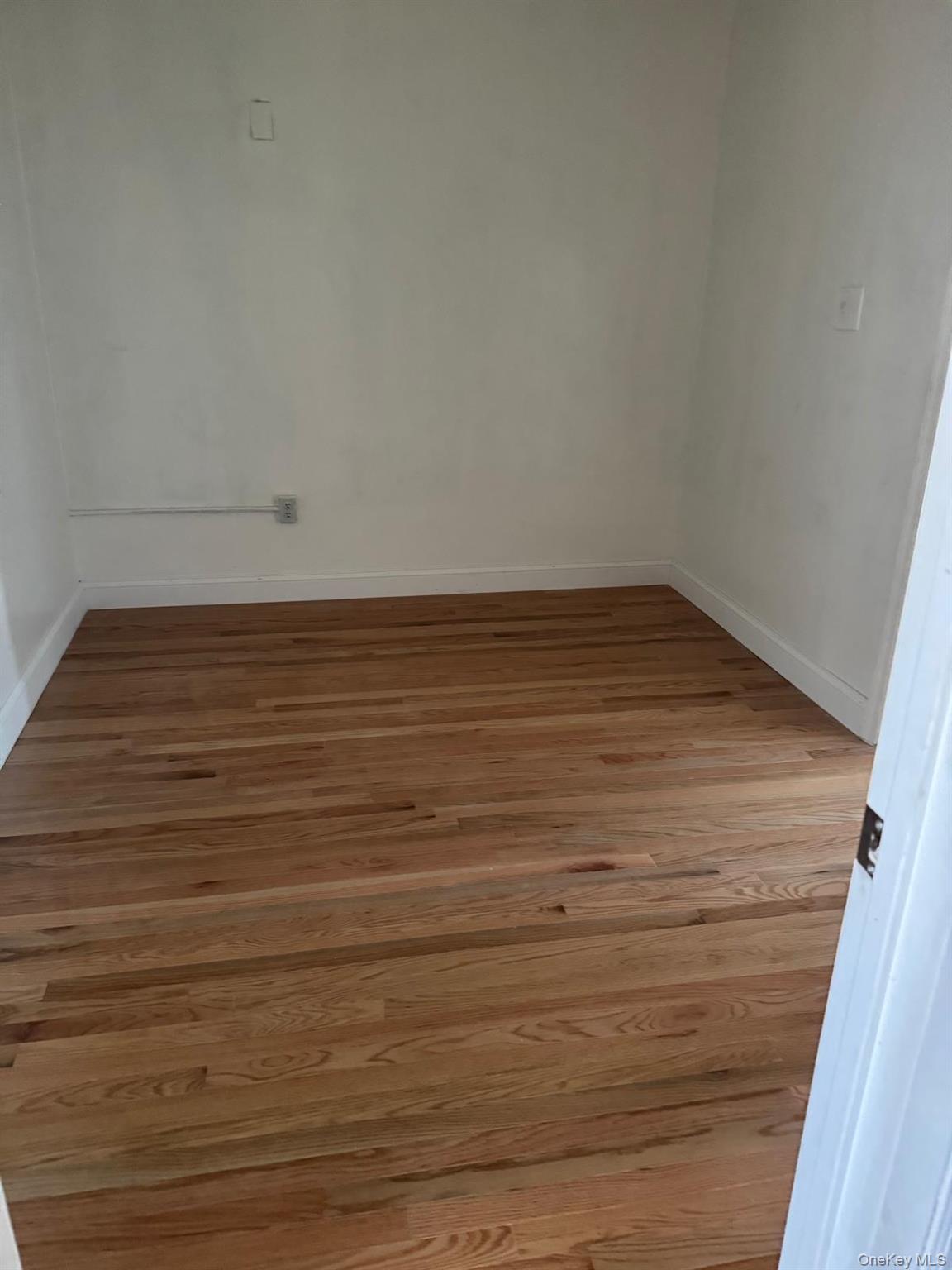 555 Pine Street 2nd Floor Property Photo 7