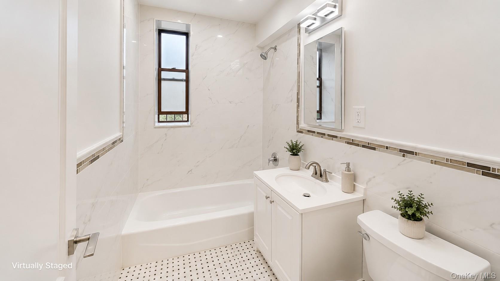650 Warburton Avenue 5d Property Photo 6