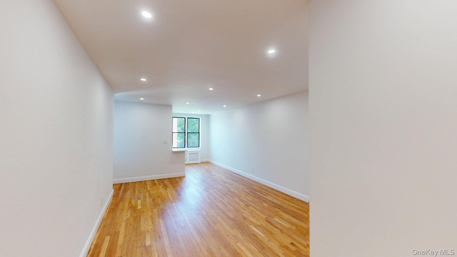 650 Warburton Avenue 5d Property Photo 7