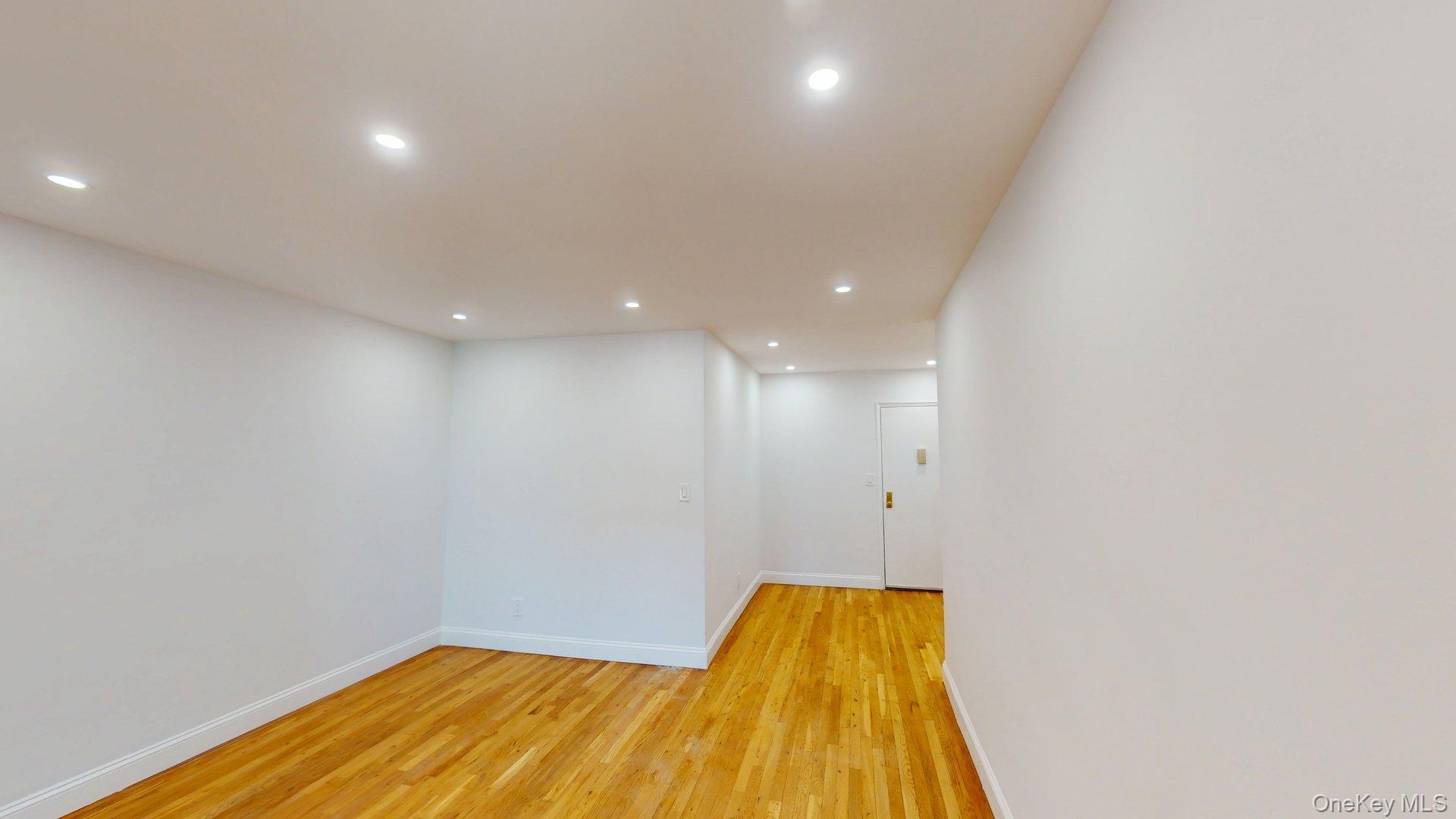 650 Warburton Avenue 5d Property Photo 8