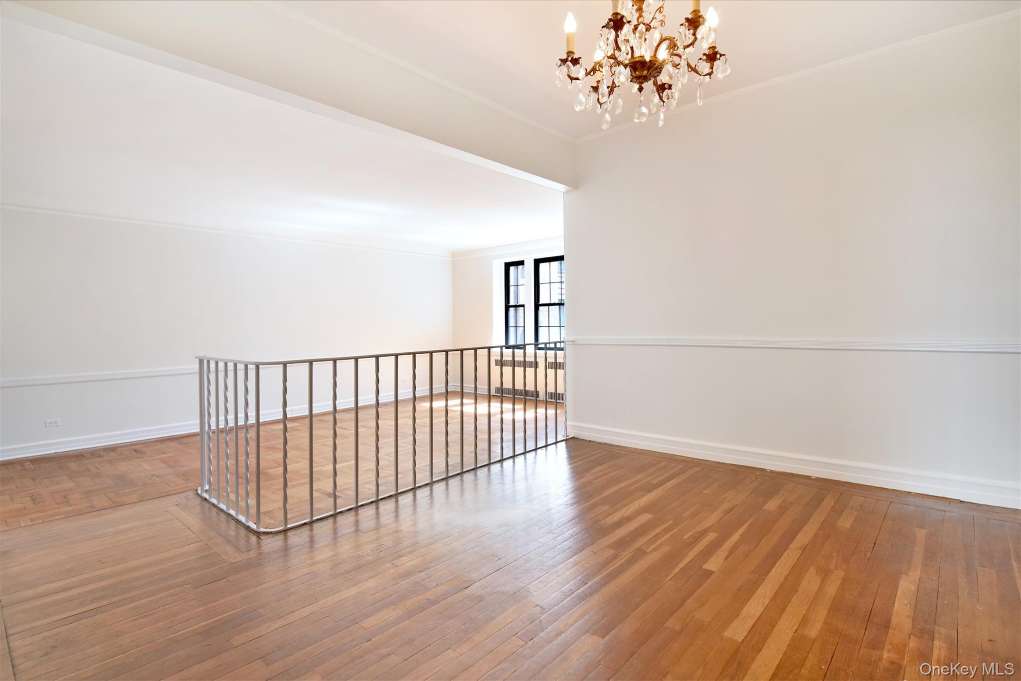 35 Parkview Avenue 3e Property Photo 4