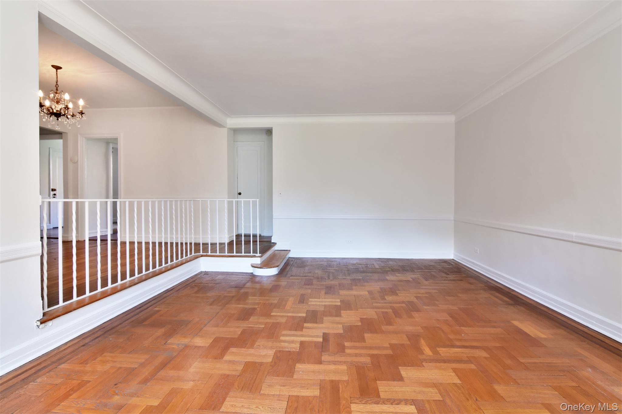 35 Parkview Avenue 3e Property Photo 15