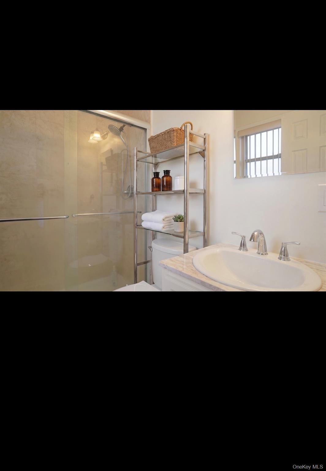 53 East Avenue Property Photo 11