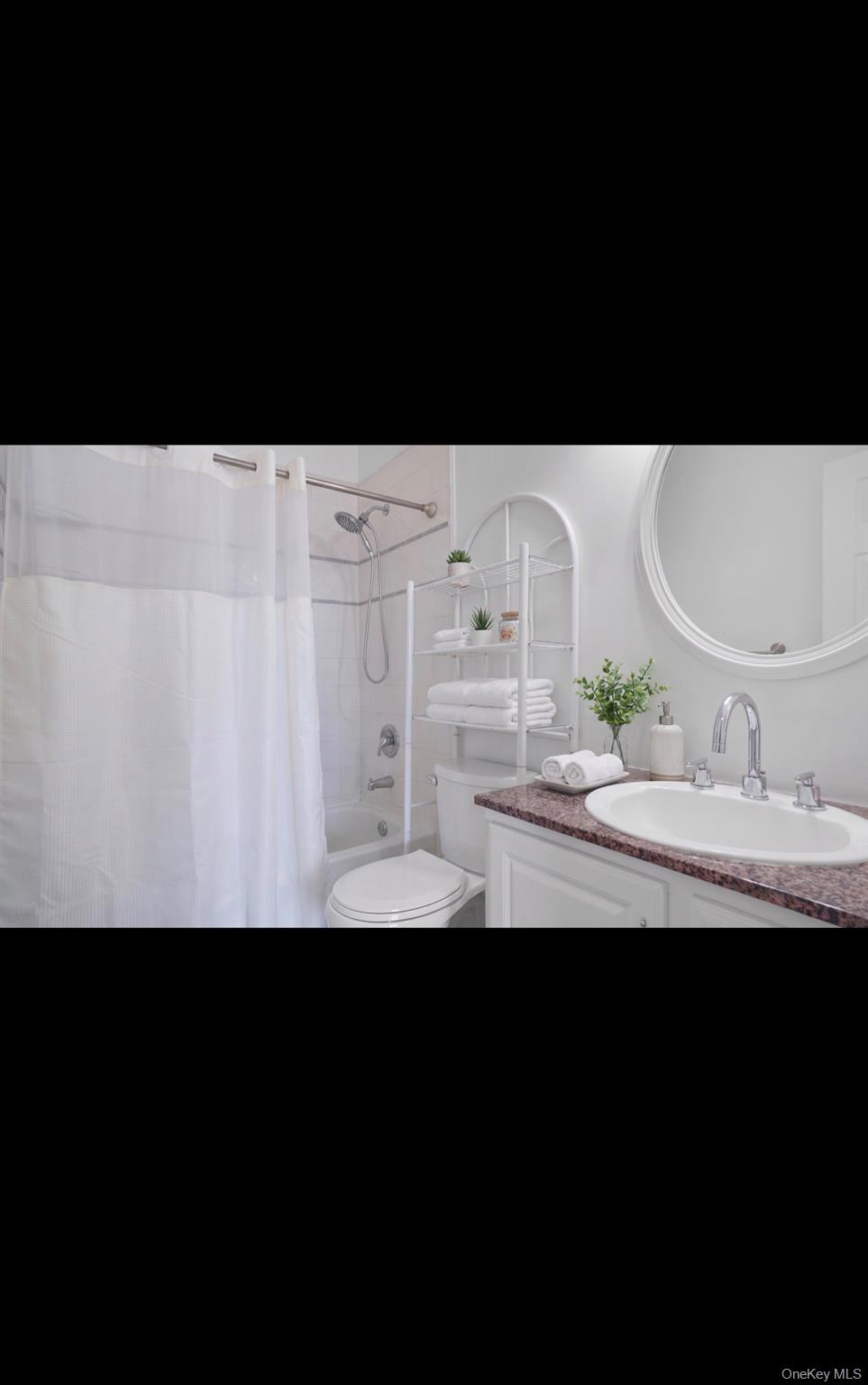 53 East Avenue Property Photo 13