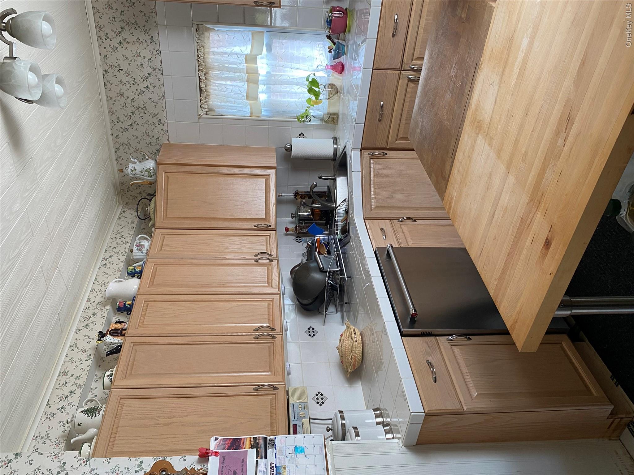 211 Madison Avenue Property Photo 3