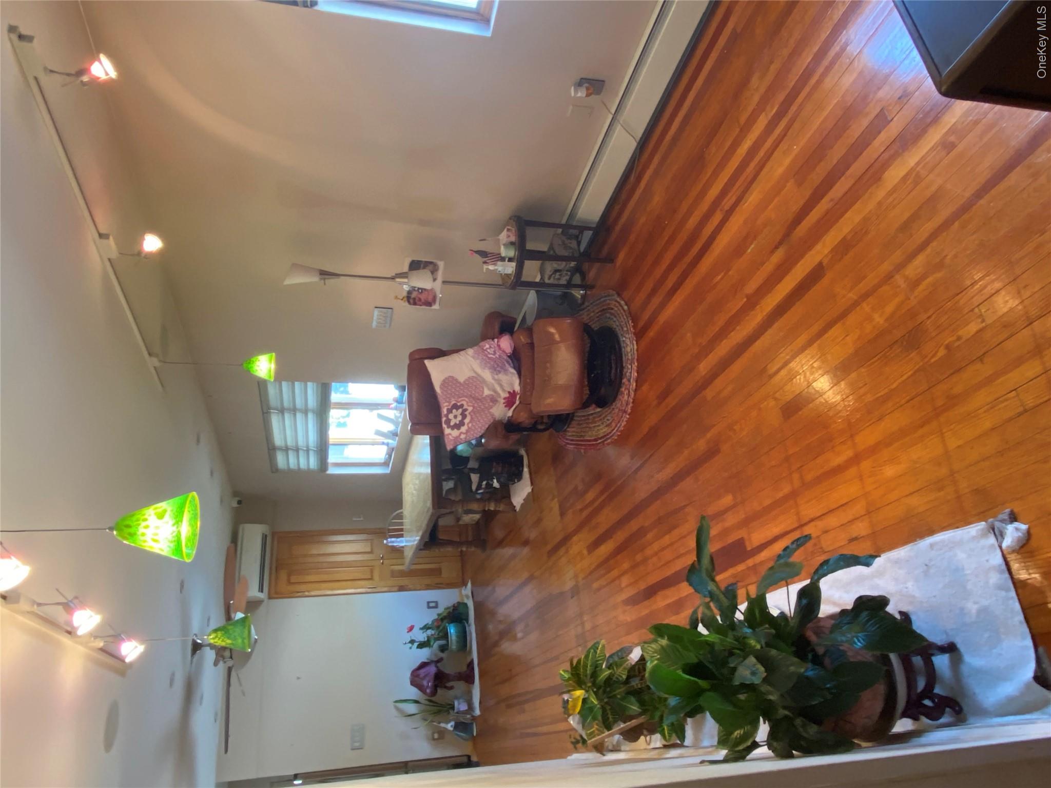 211 Madison Avenue Property Photo 8