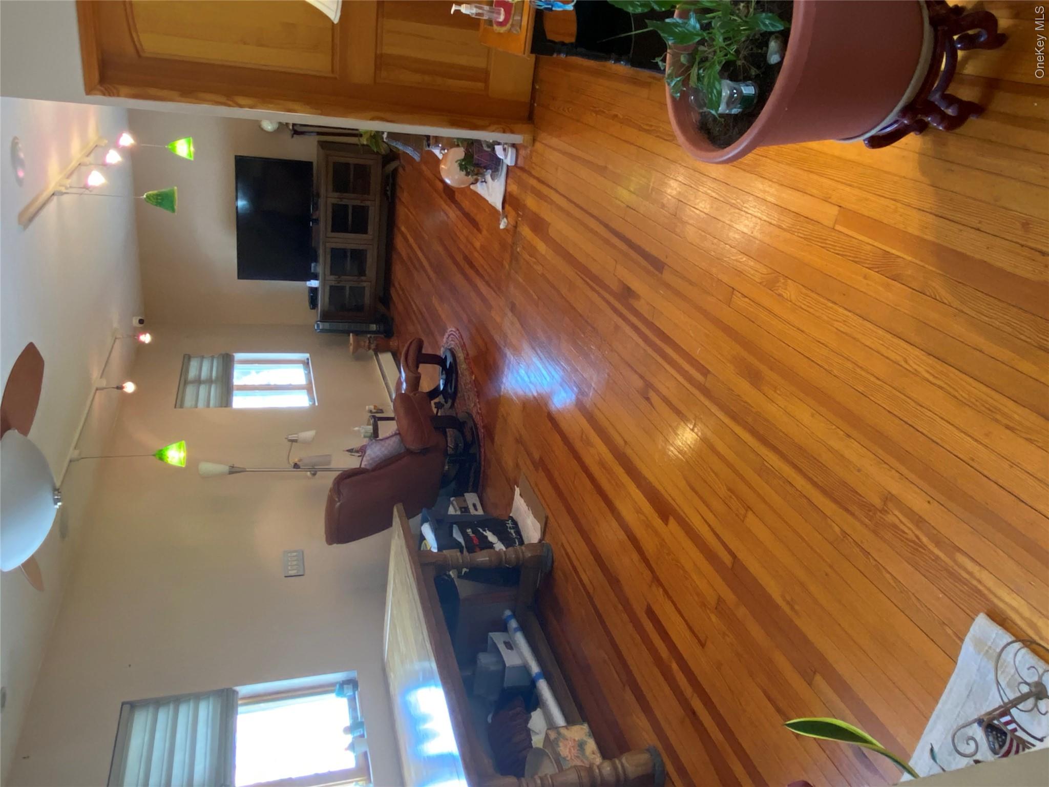 211 Madison Avenue Property Photo 16