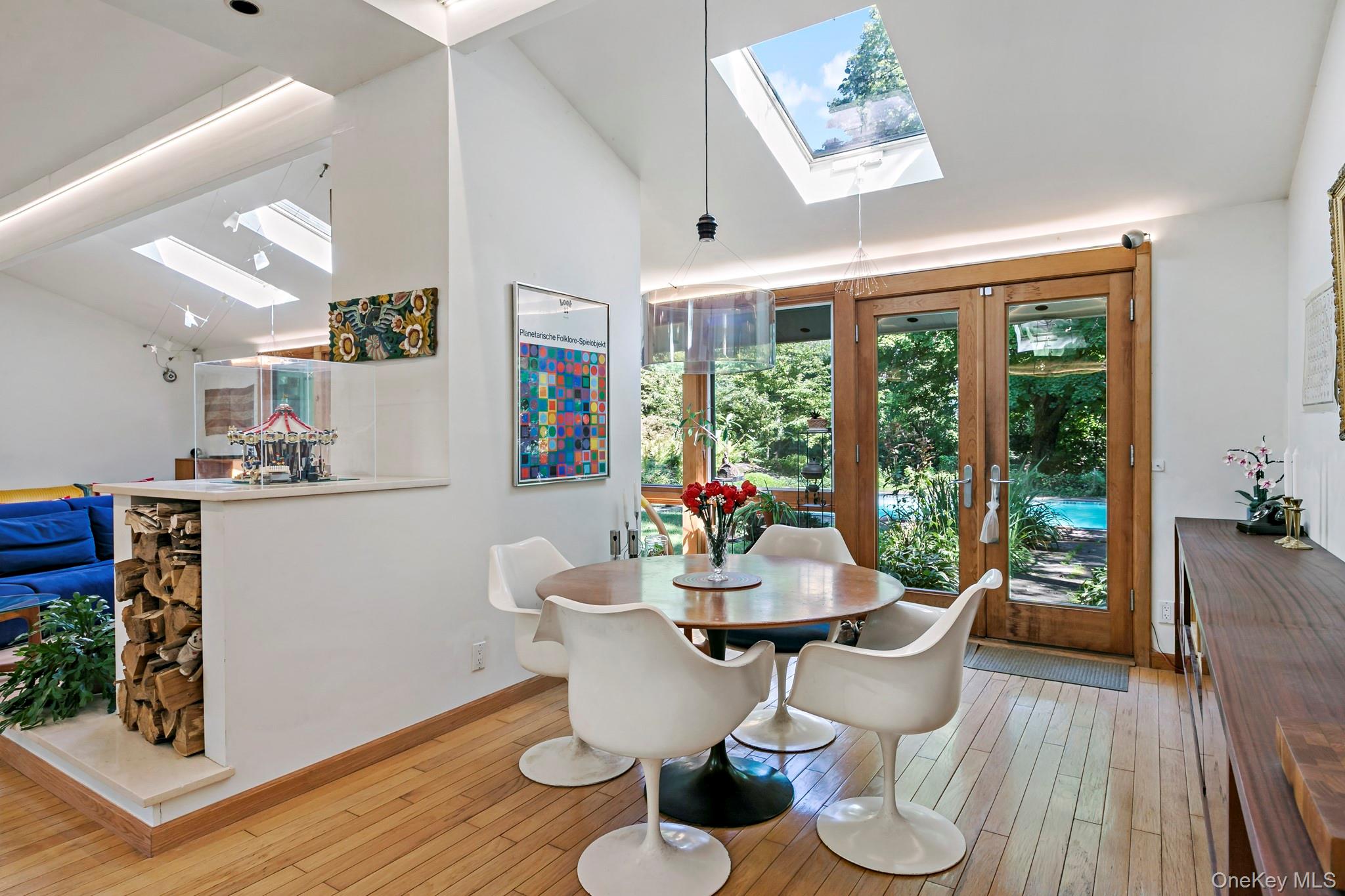 100 Crow Hill Road Property Photo 6