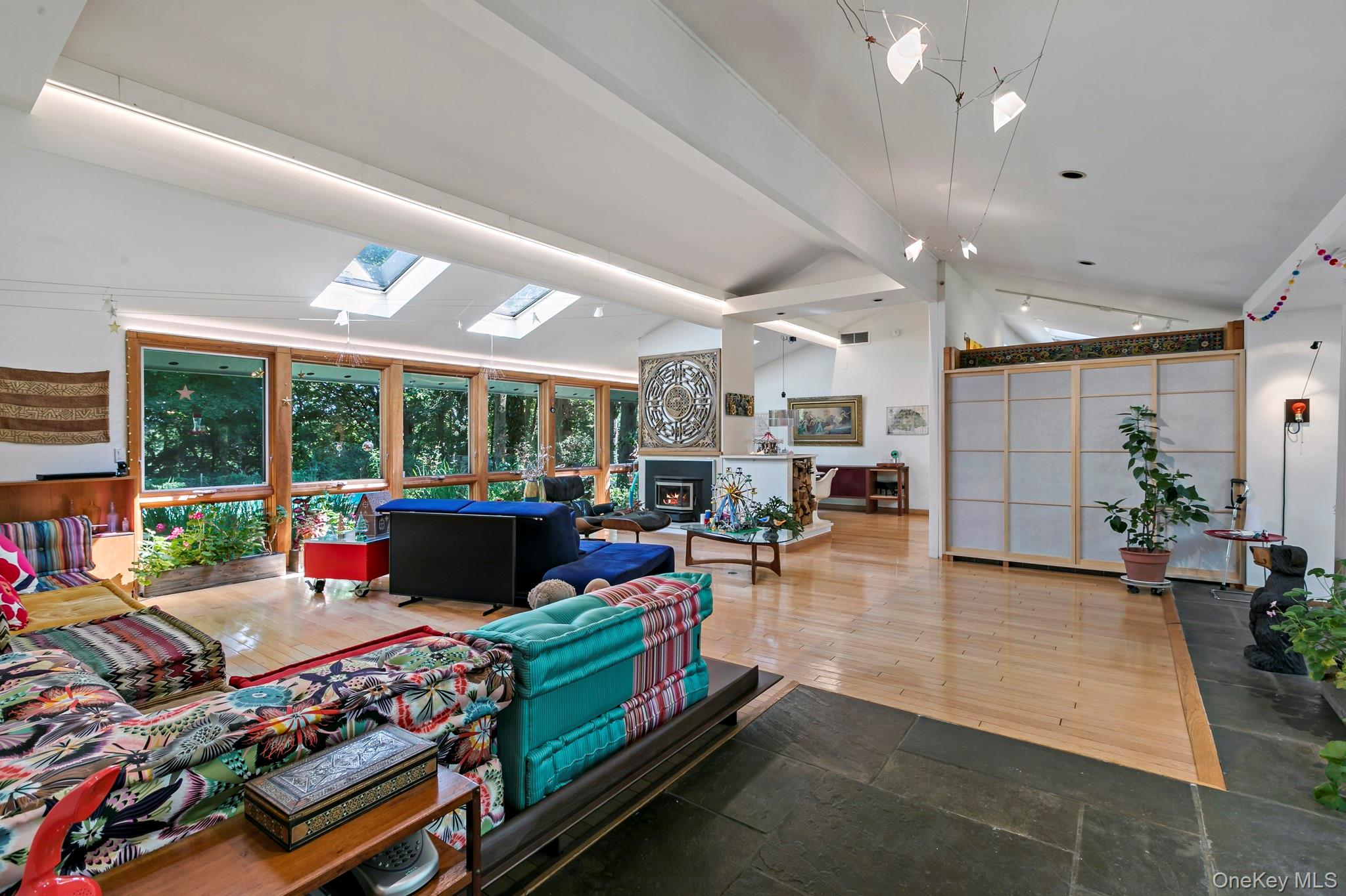 100 Crow Hill Road Property Photo 14