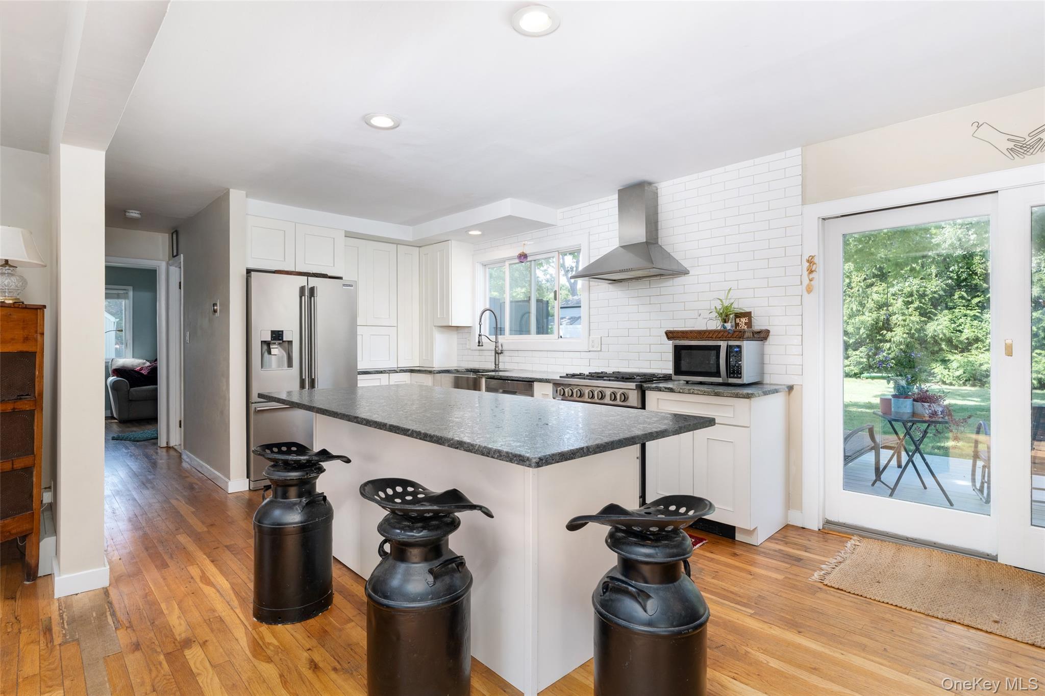 4 Joysan Court Property Photo 4