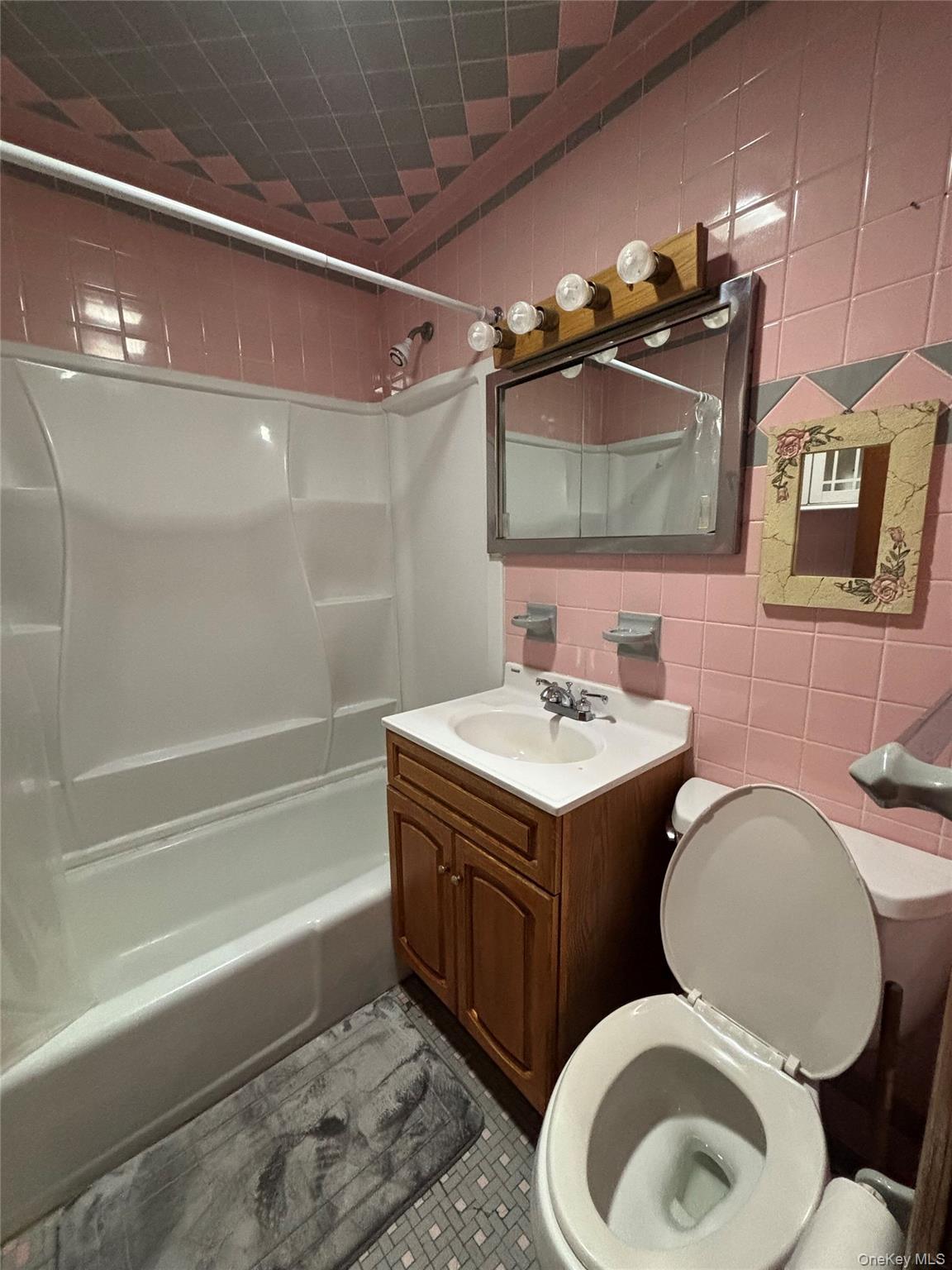 10 Cherry Street Property Photo 13