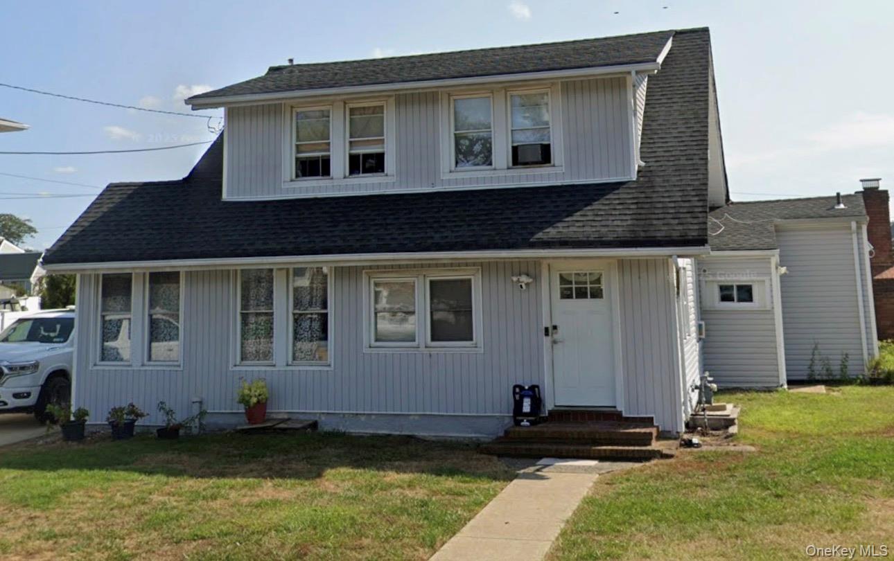 370 Clocks Boulevard Property Photo 3