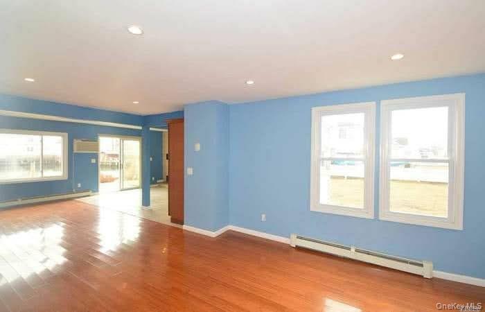 370 Clocks Boulevard Property Photo 12