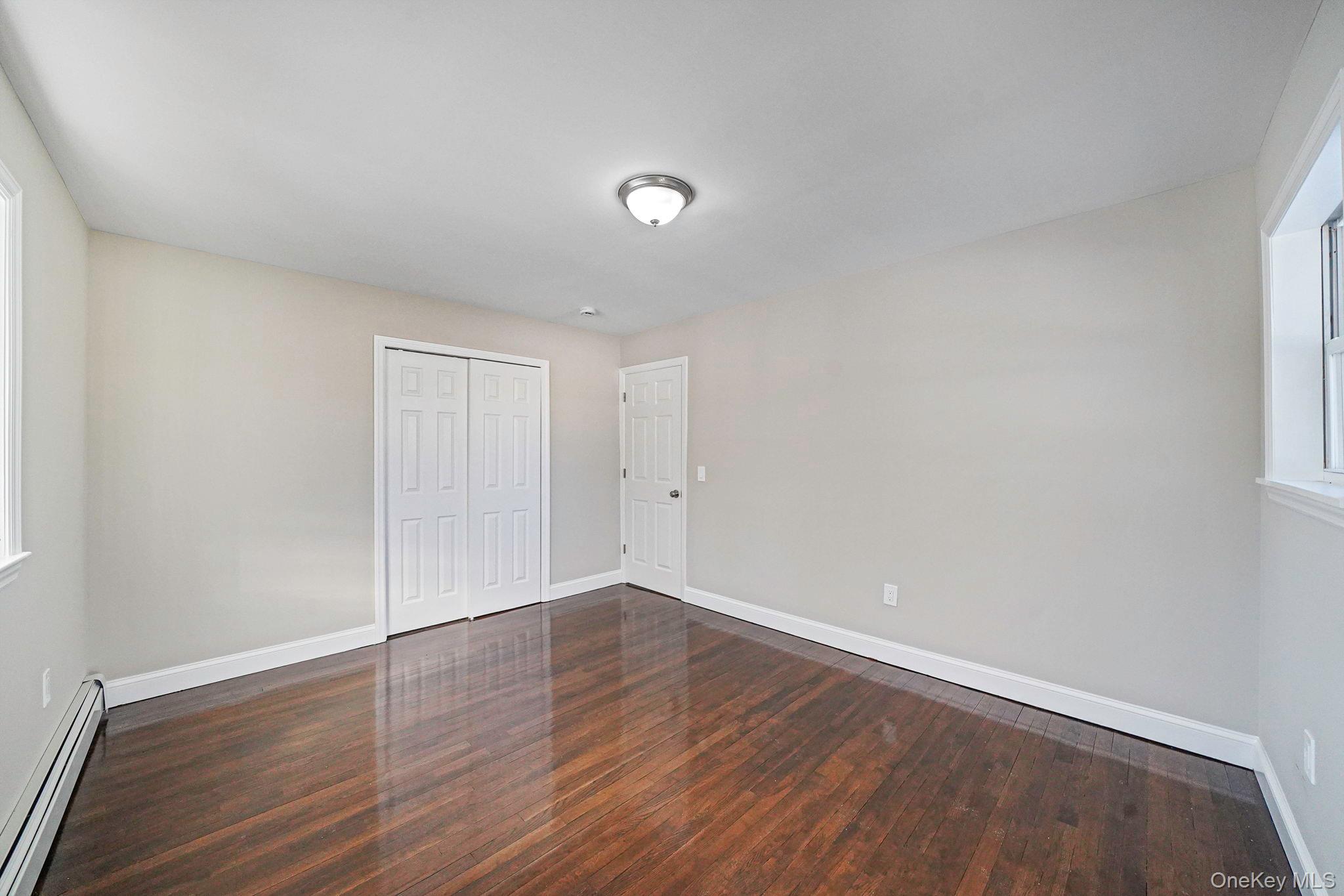 182 W 17th Street Property Photo 15
