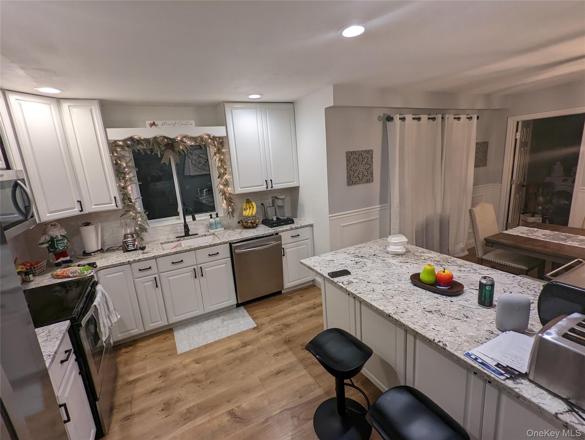 146 Rosemont Avenue Property Photo 2
