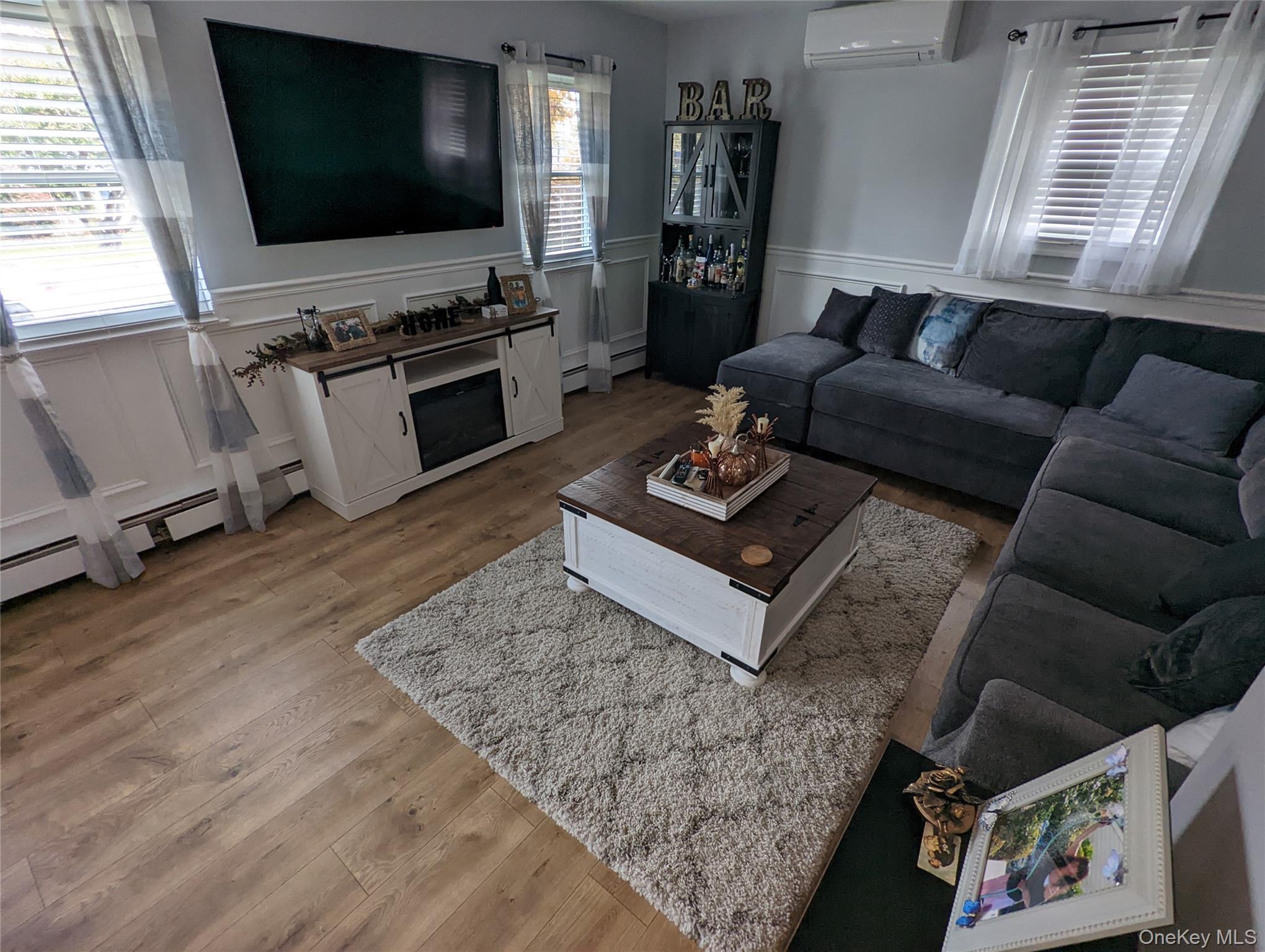 146 Rosemont Avenue Property Photo 4