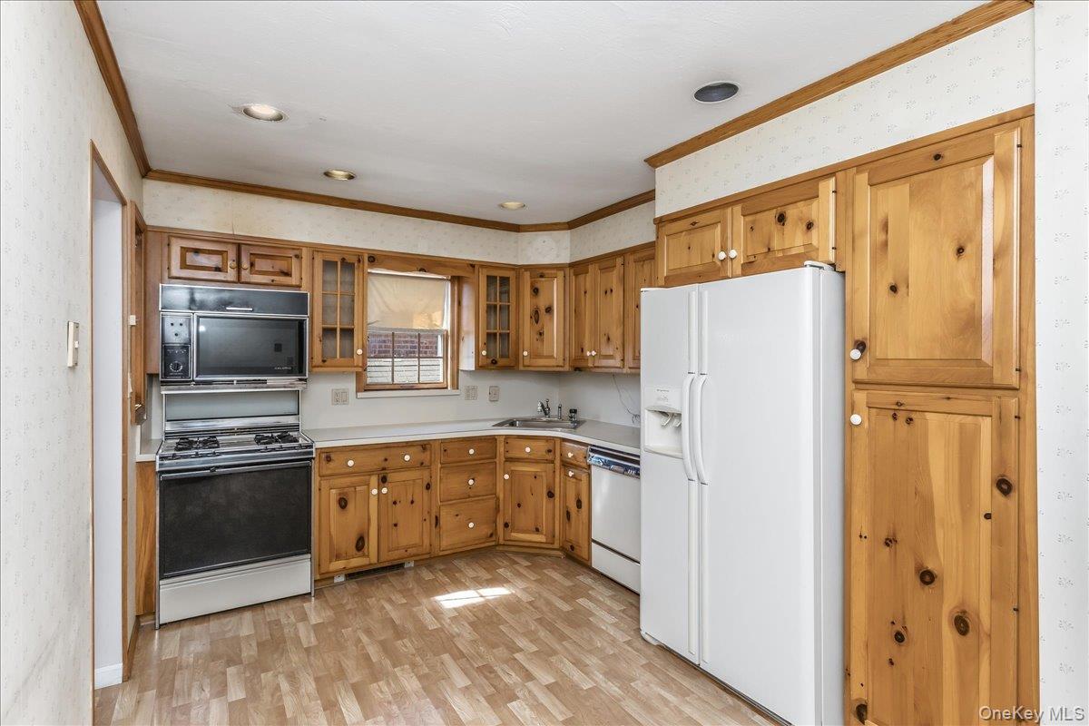 197 Stephen Street Property Photo 9