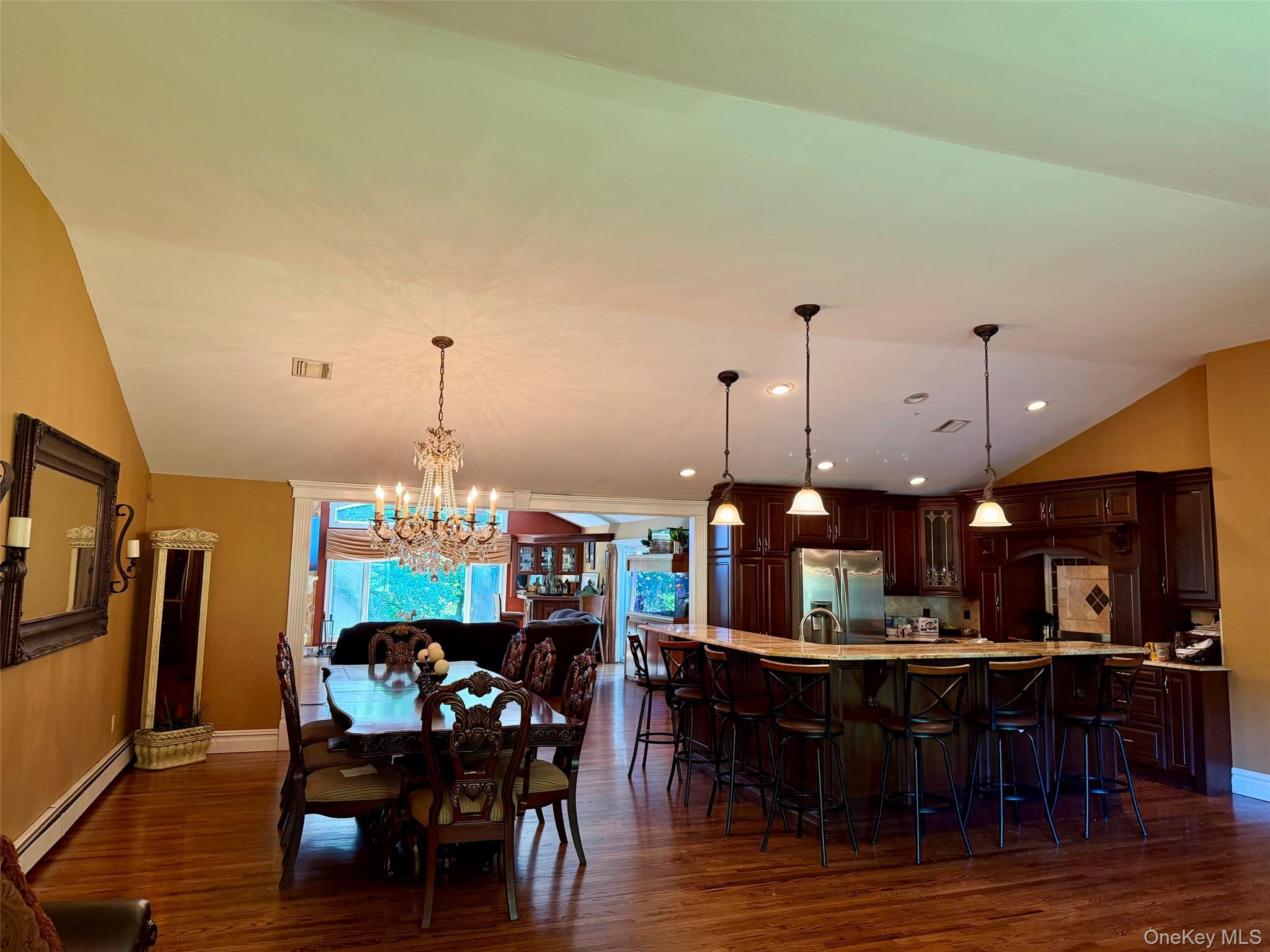 270 Bardonia Road Property Photo 7