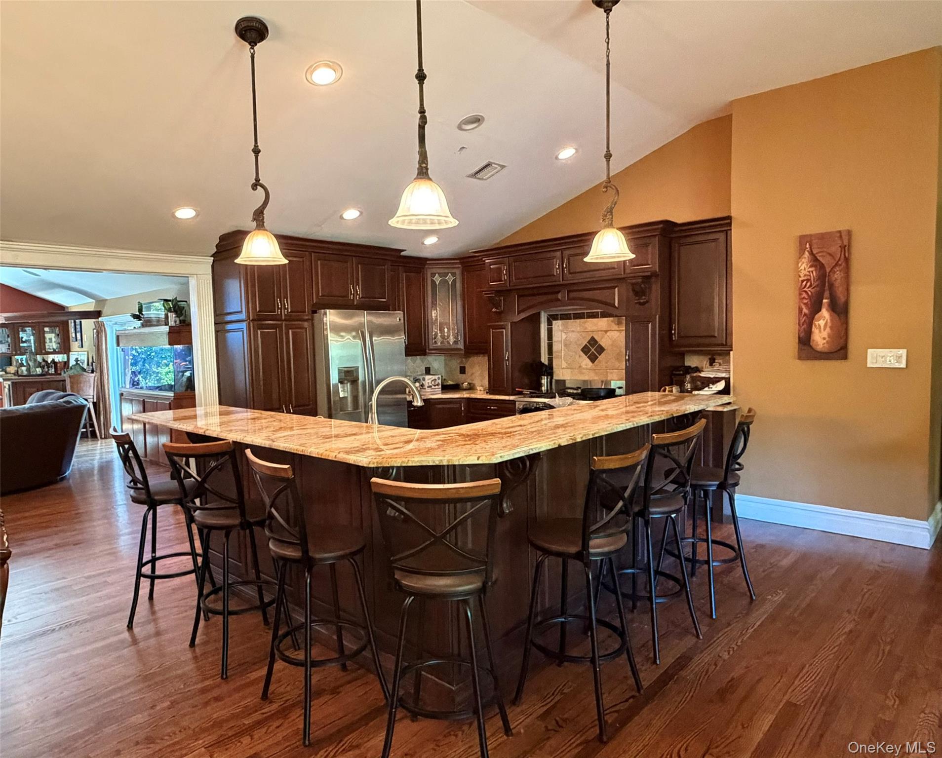 270 Bardonia Road Property Photo 8