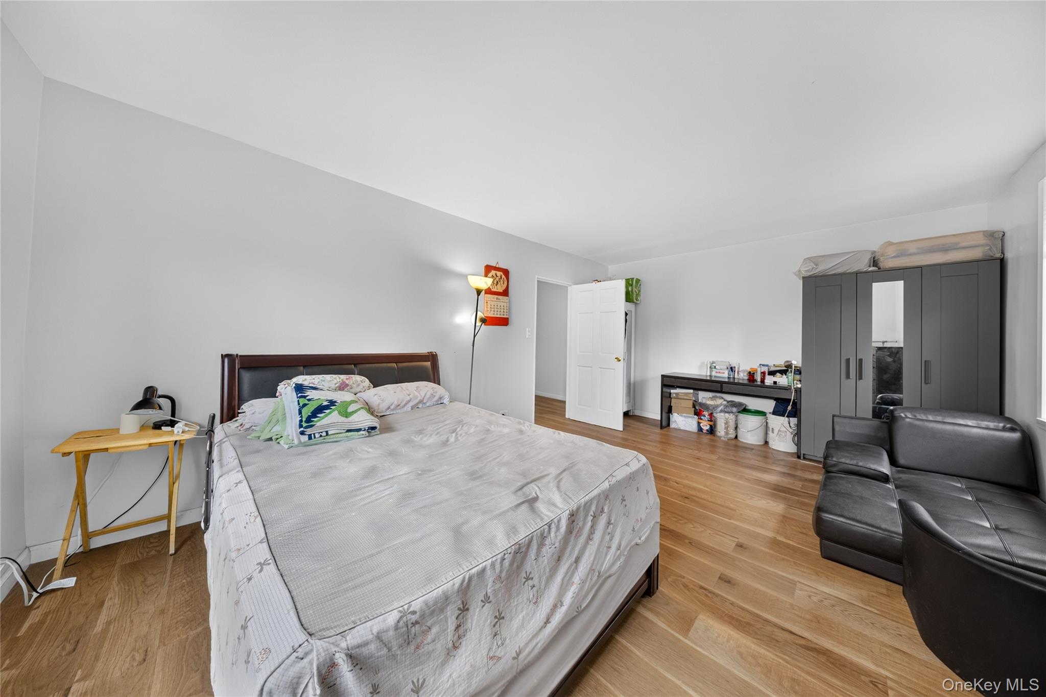42-40 Bowne Street 2k Property Photo 7