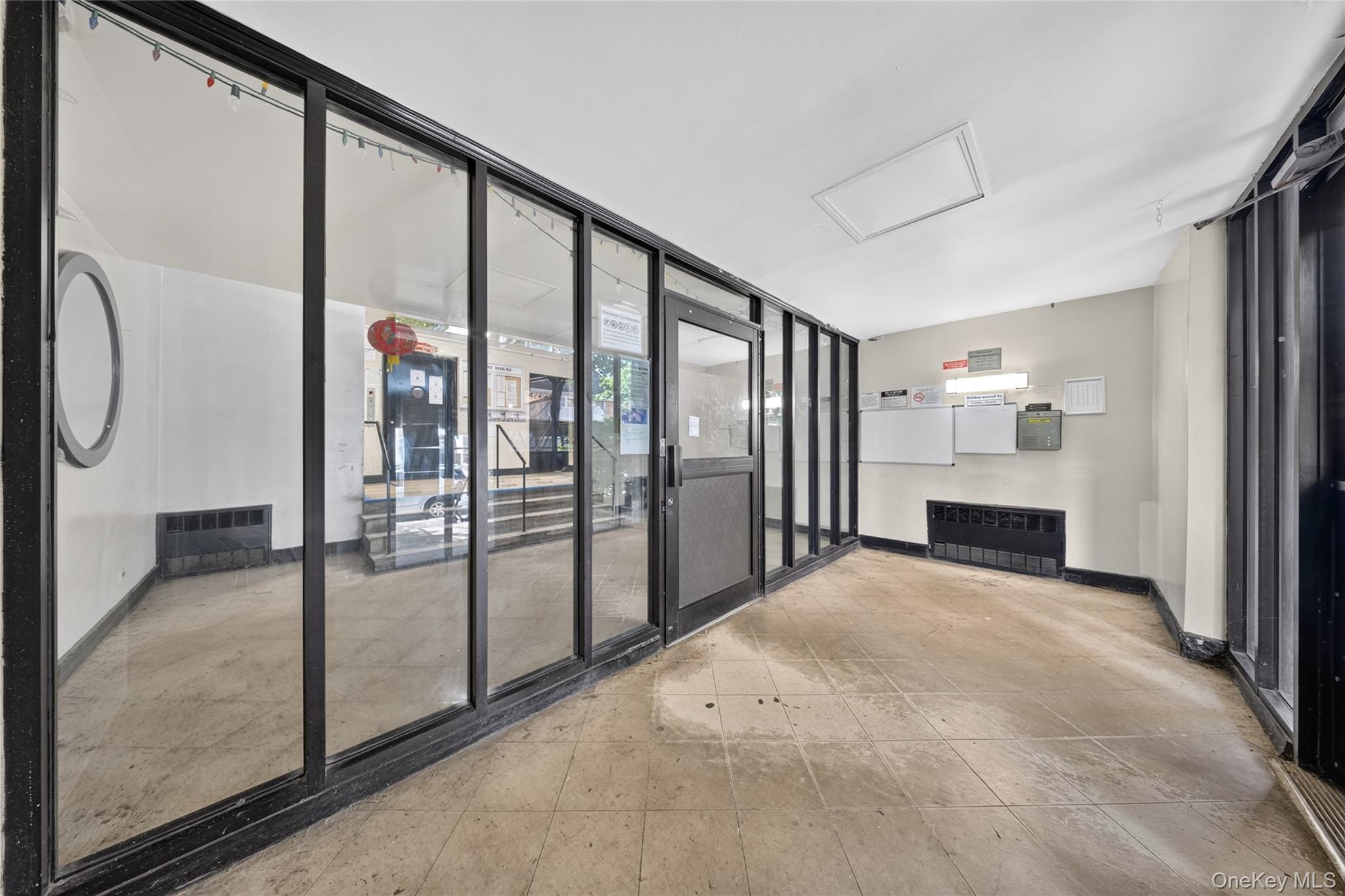 42-40 Bowne Street 2k Property Photo 18