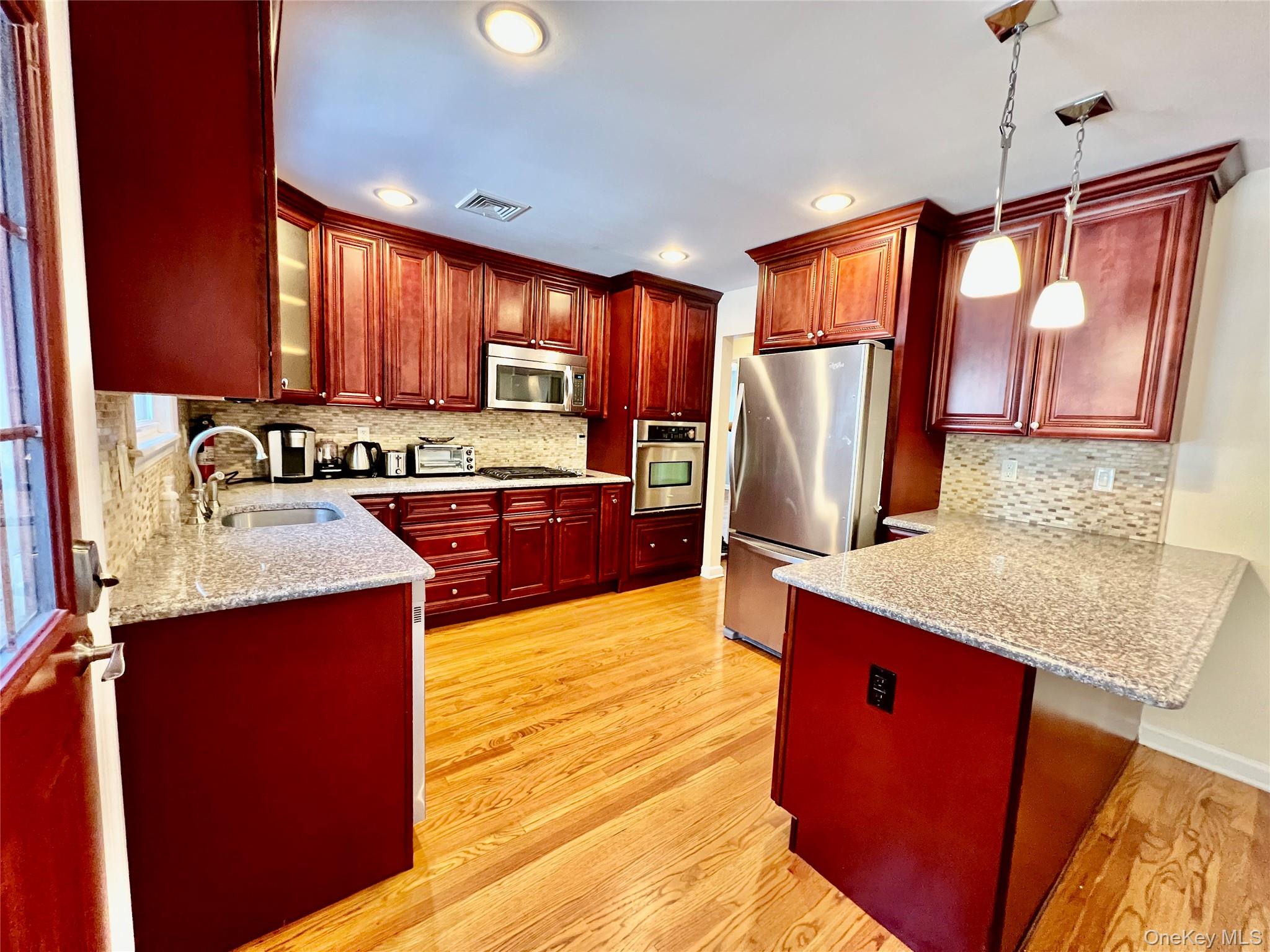 31 Edward Street Property Photo 5