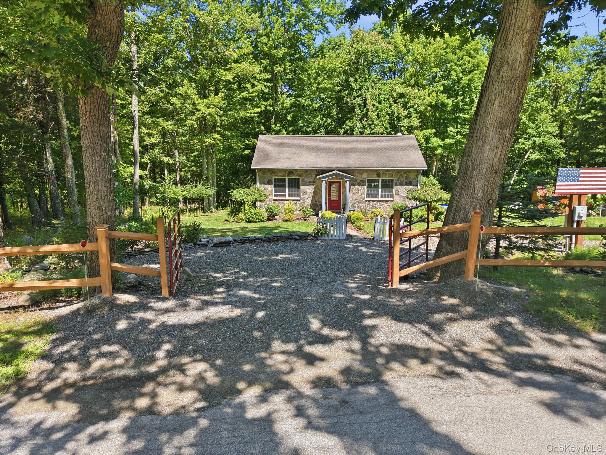 661 Oak Ridge Road Property Photo 6