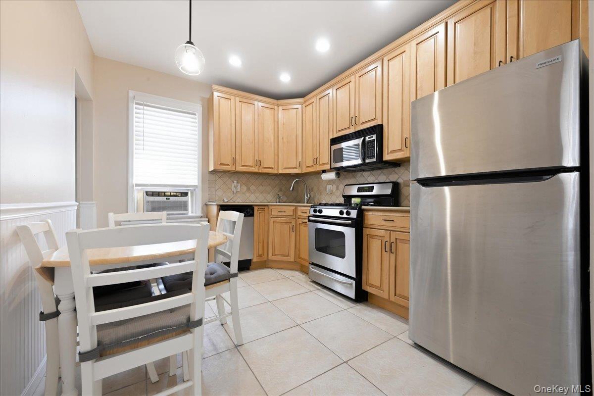 547 N 11th Street Property Photo 17