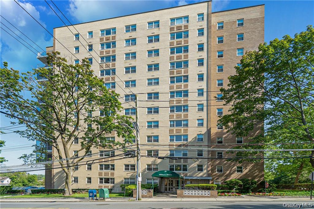 30 Lake Street 2K Property Photo 1
