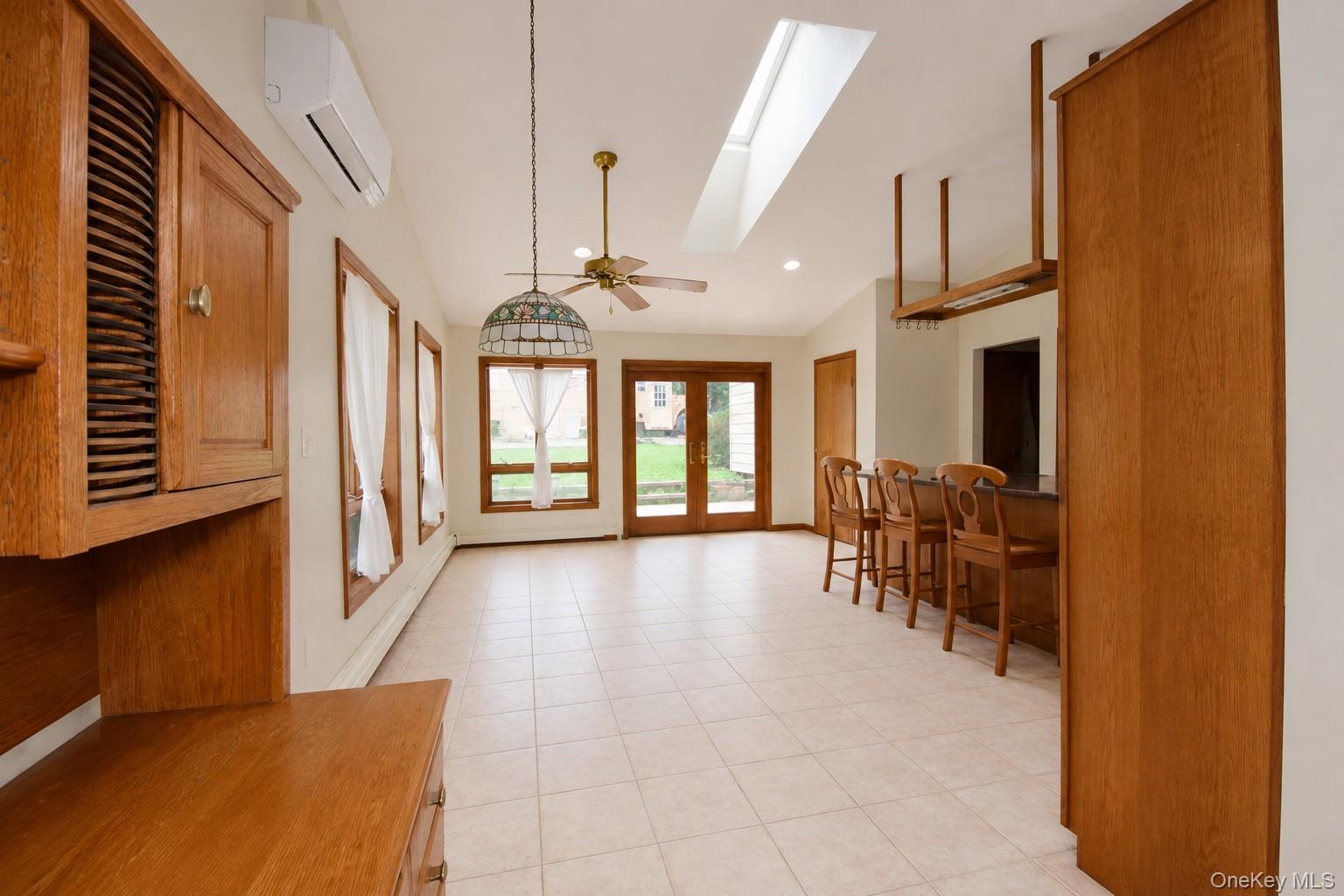 112 Glen Street Property Photo 4