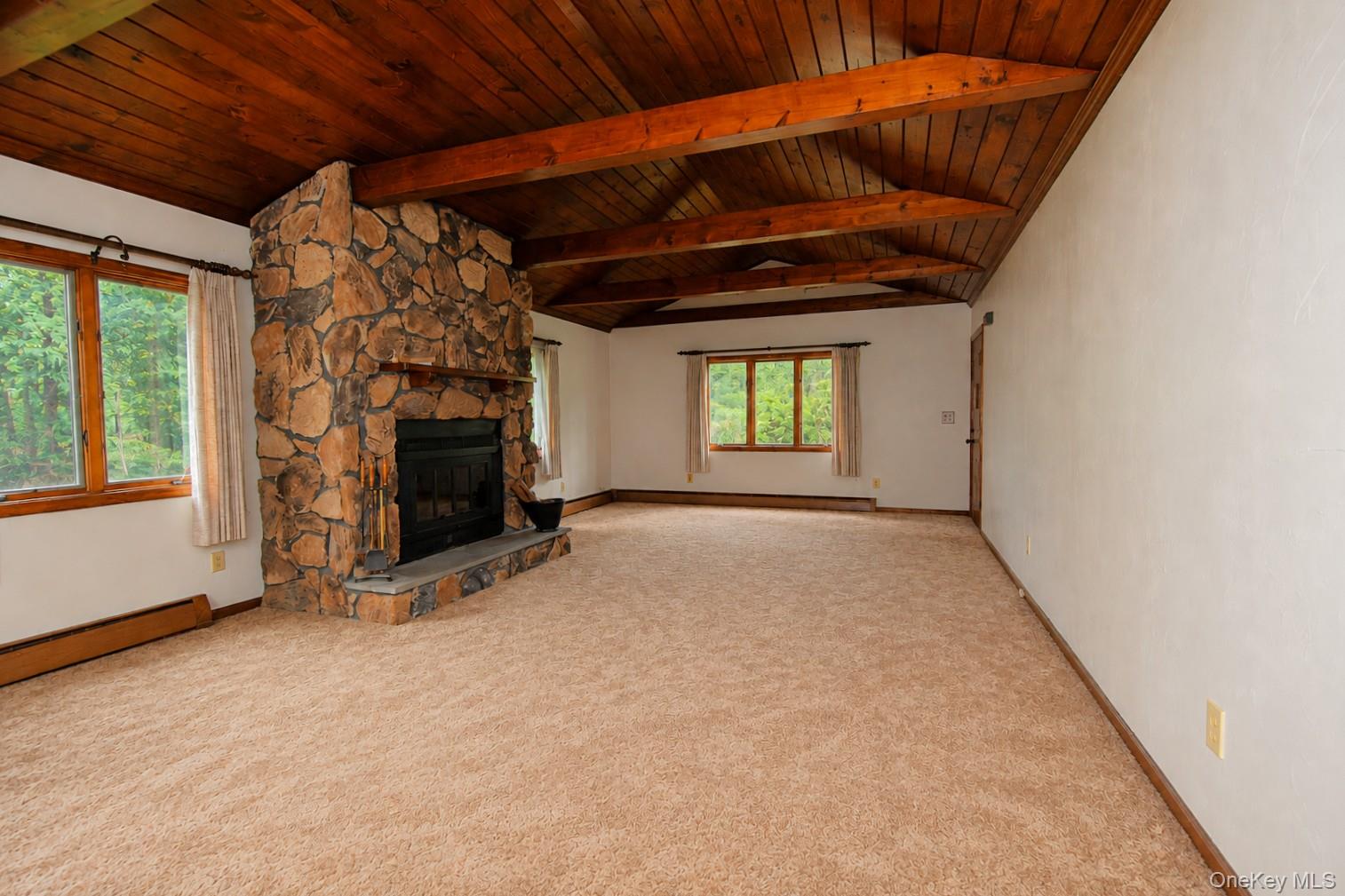 112 Glen Street Property Photo 8
