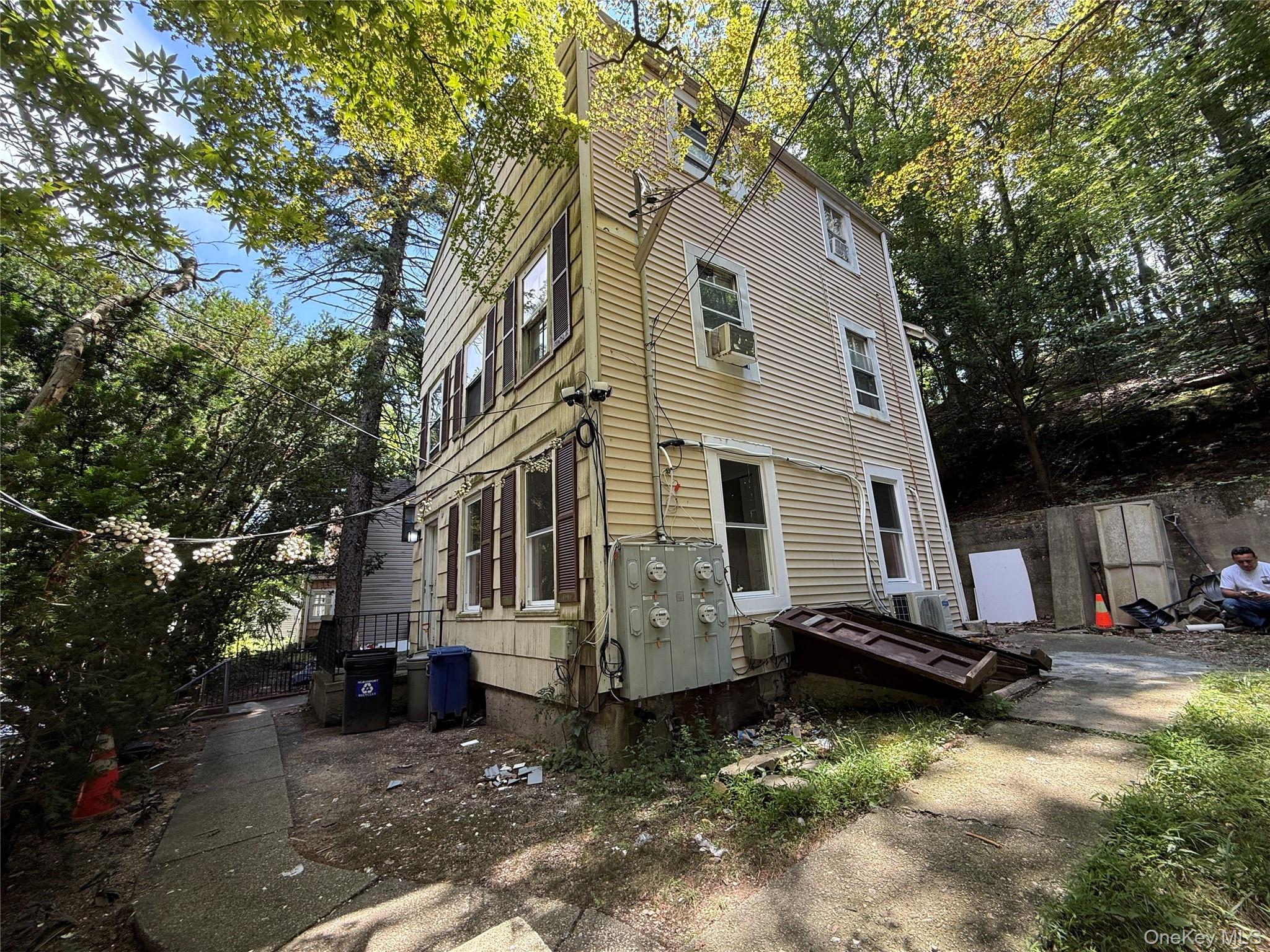 210 Fort Salonga Road Property Photo 1