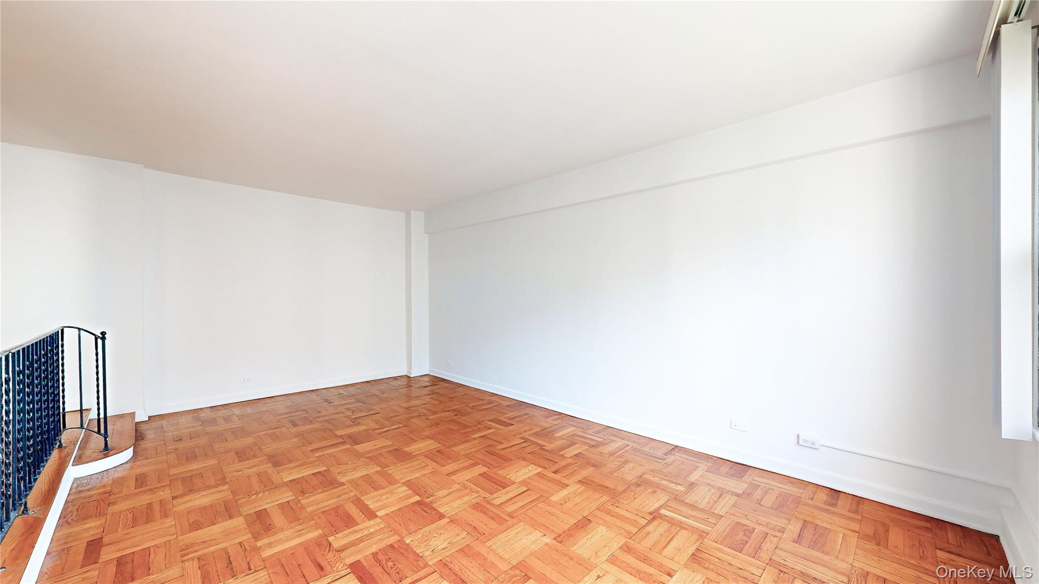 98-33 64th Avenue 5d Property Photo 4