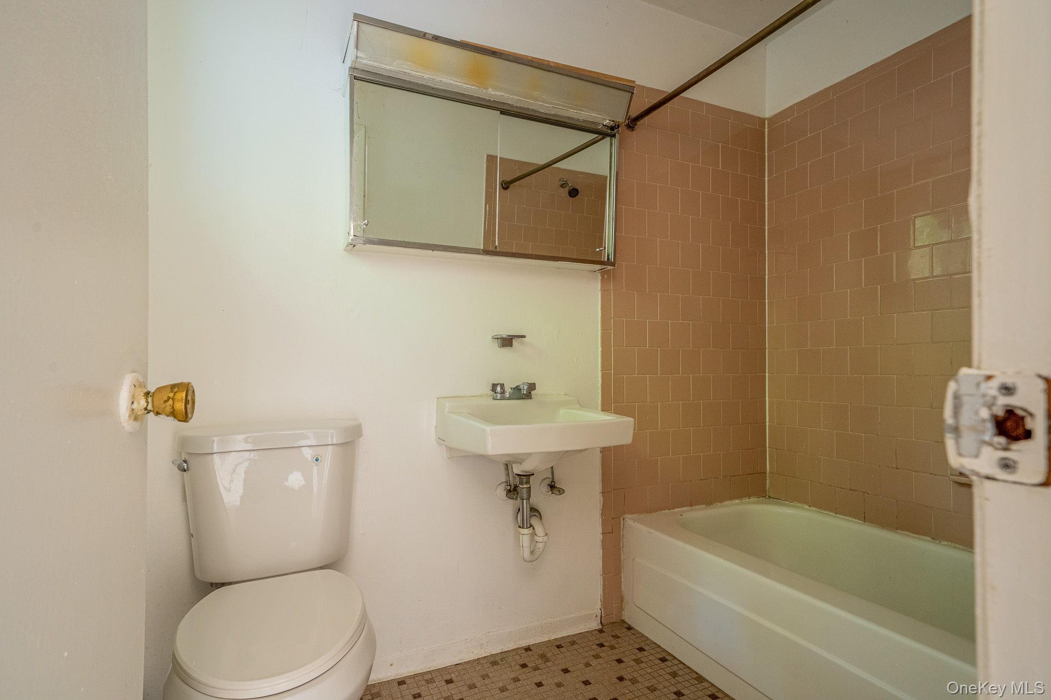 4 White Birch Lane Property Photo 32