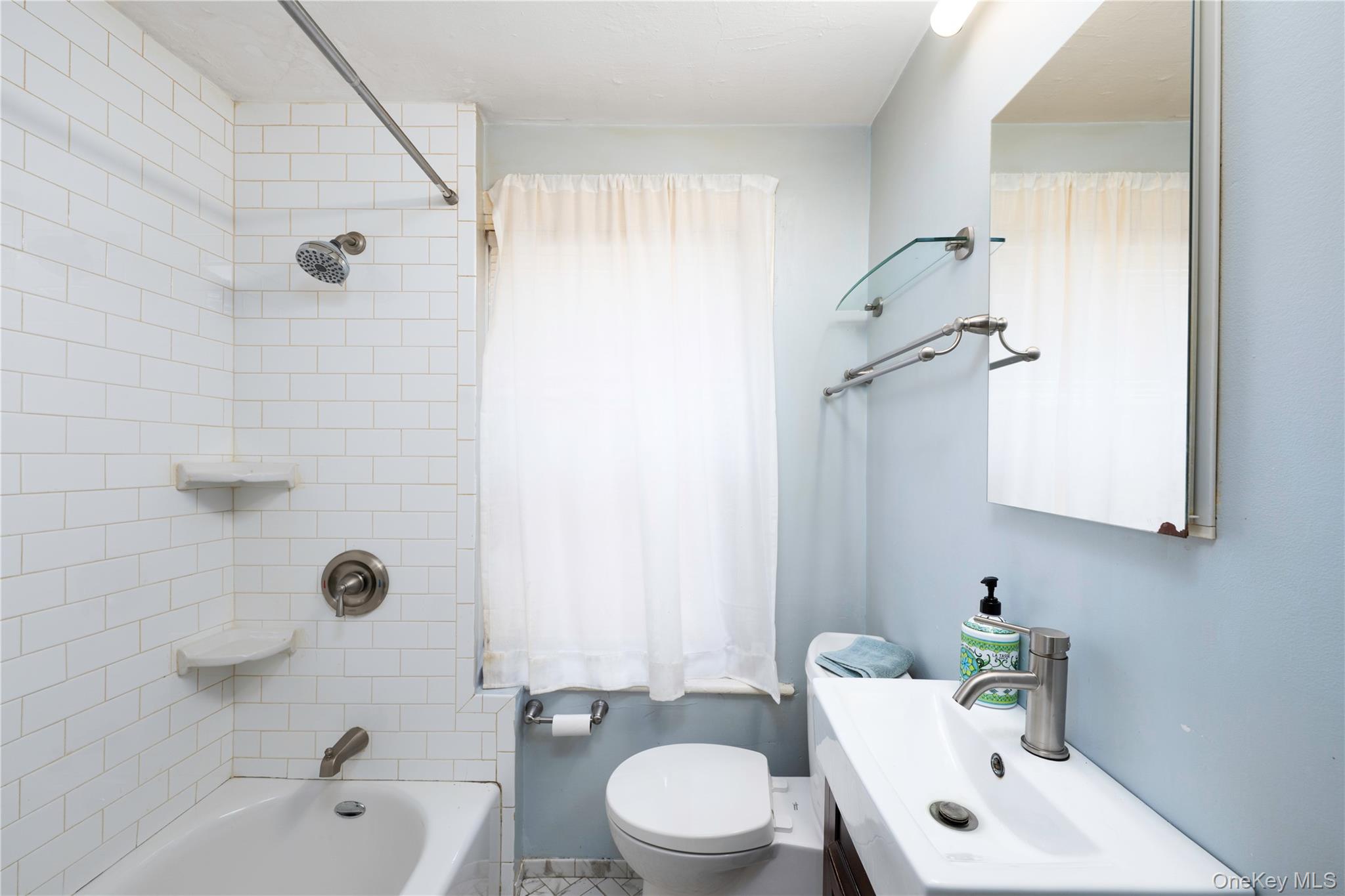530 Washington Avenue Property Photo 13