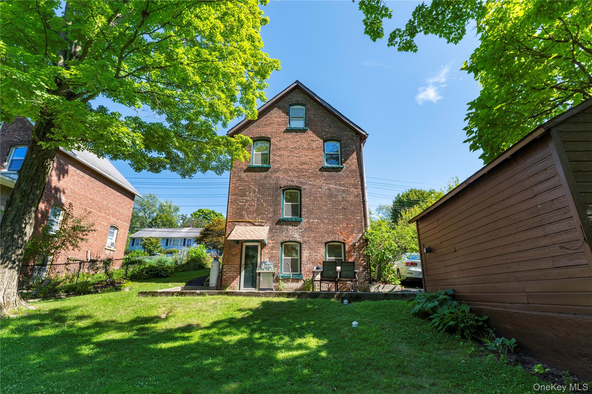 530 Washington Avenue Property Photo 24