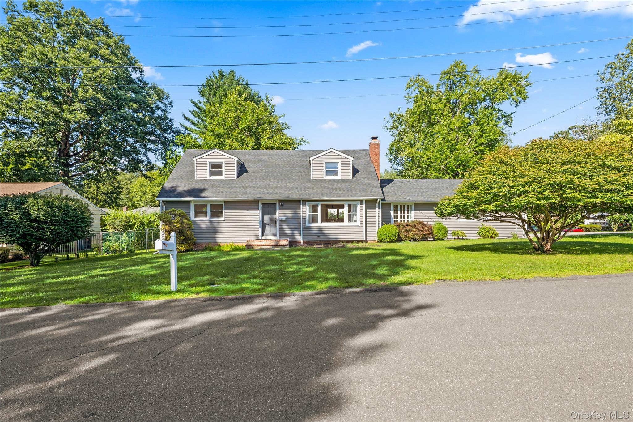 17 Sunset Drive Property Photo 1
