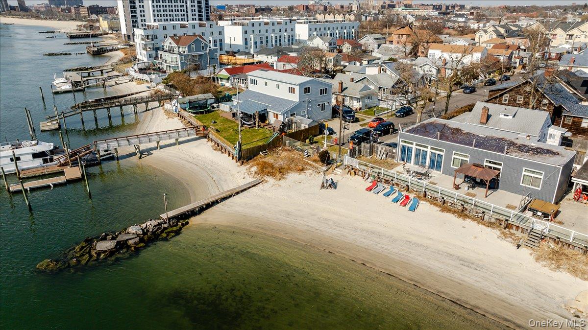 214 Beach 3rd Property Photo 26