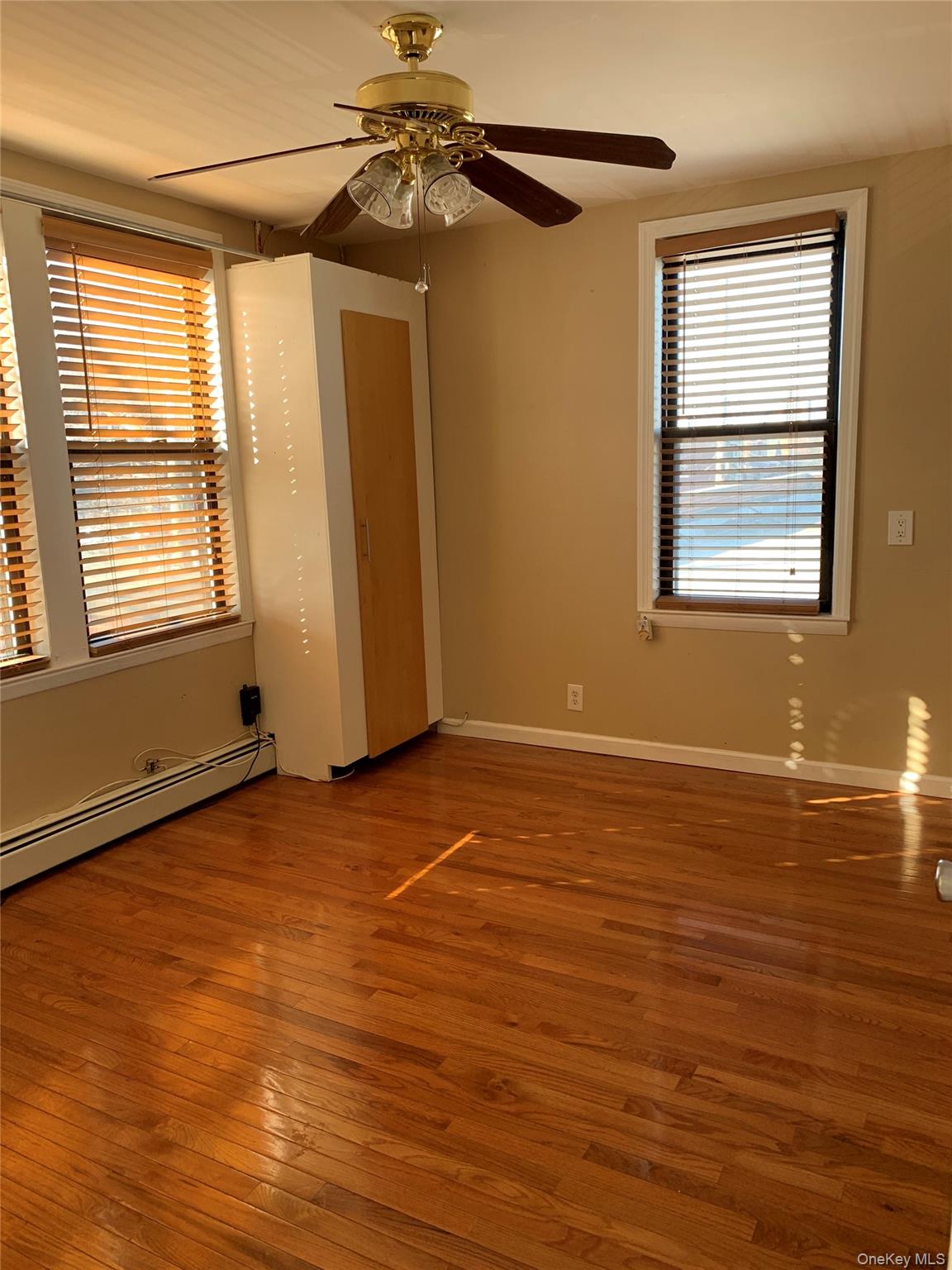 2564 Paulding Avenue Property Photo 18