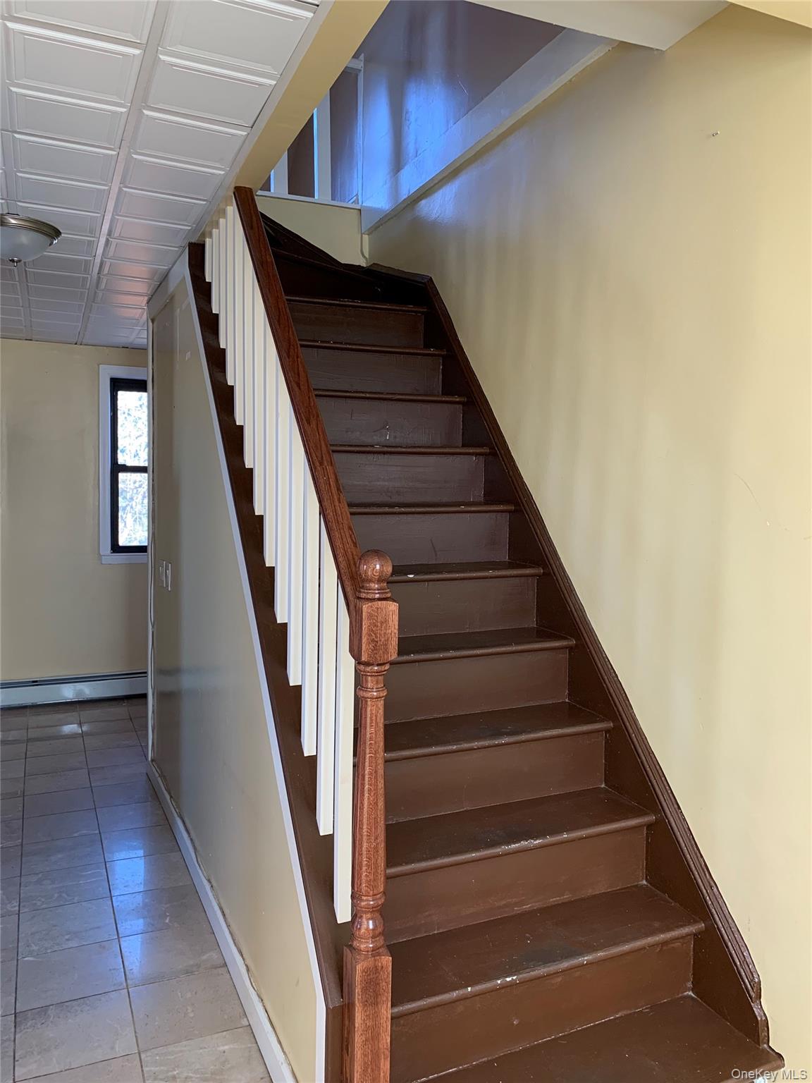 2564 Paulding Avenue Property Photo 20