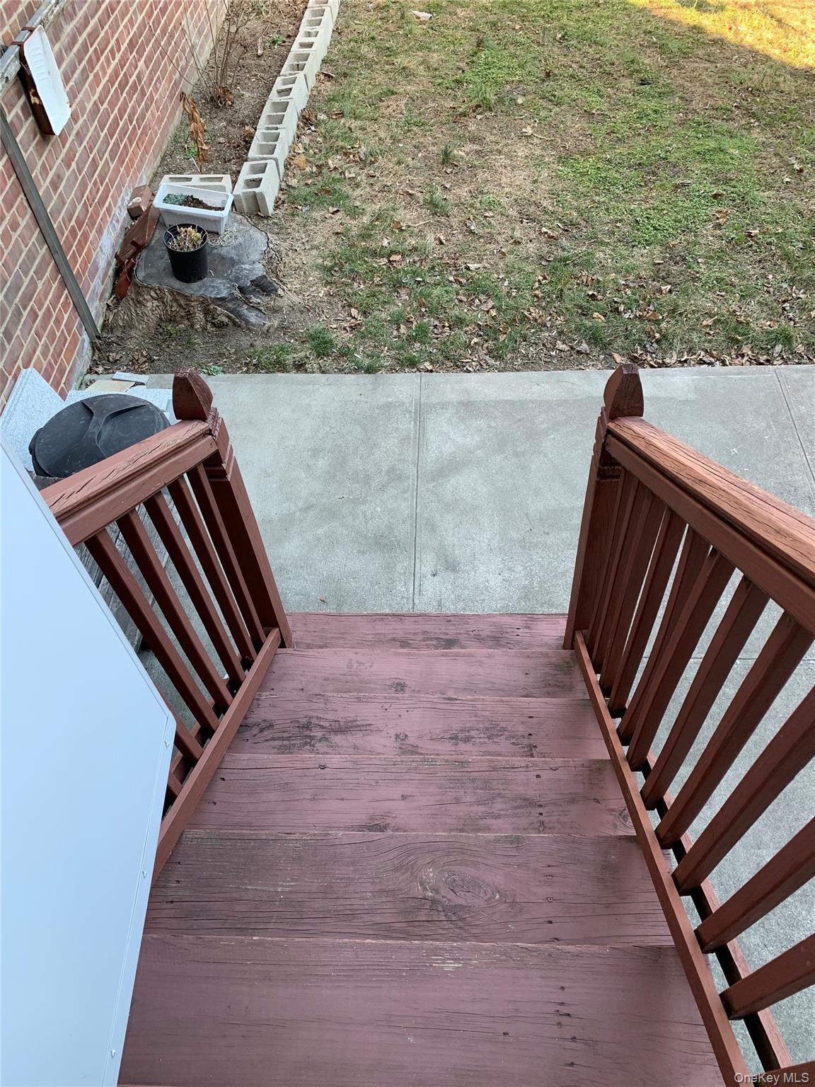 2564 Paulding Avenue Property Photo 26