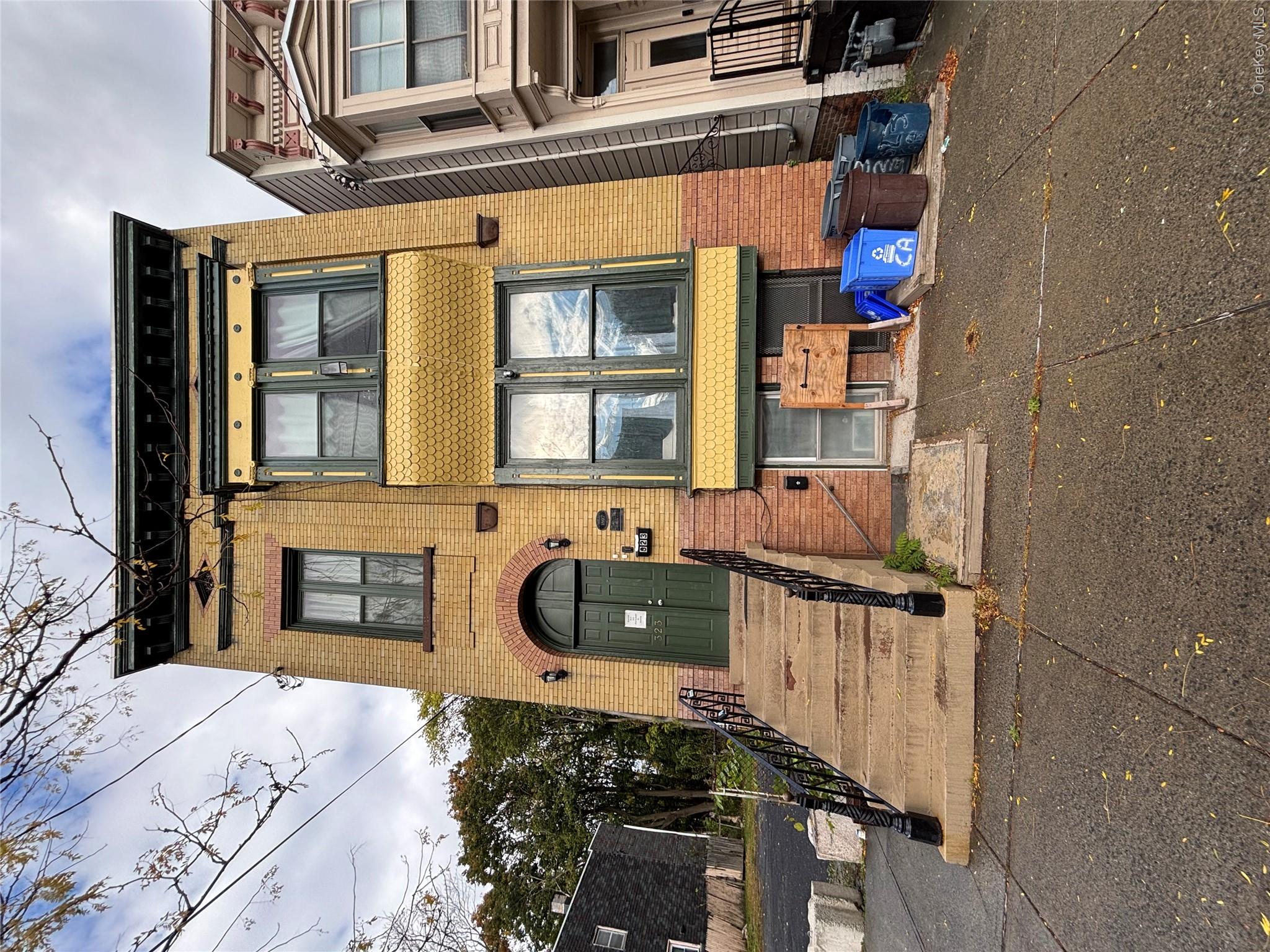 323 Clinton Avenue Property Photo 1