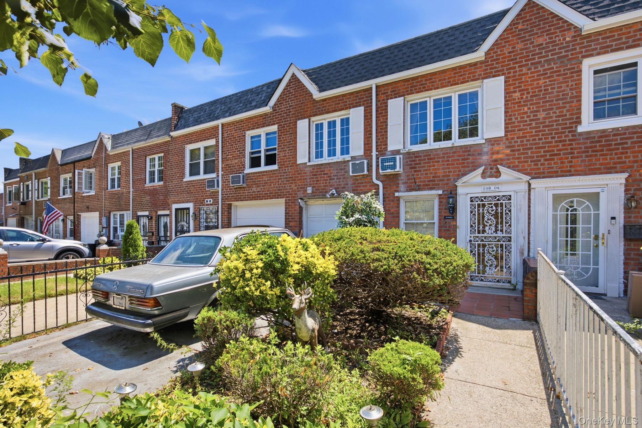 100-06 133rd Avenue Property Photo 3
