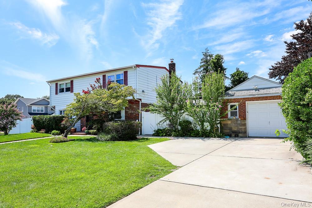 844 Hemlock Street Property Photo 2